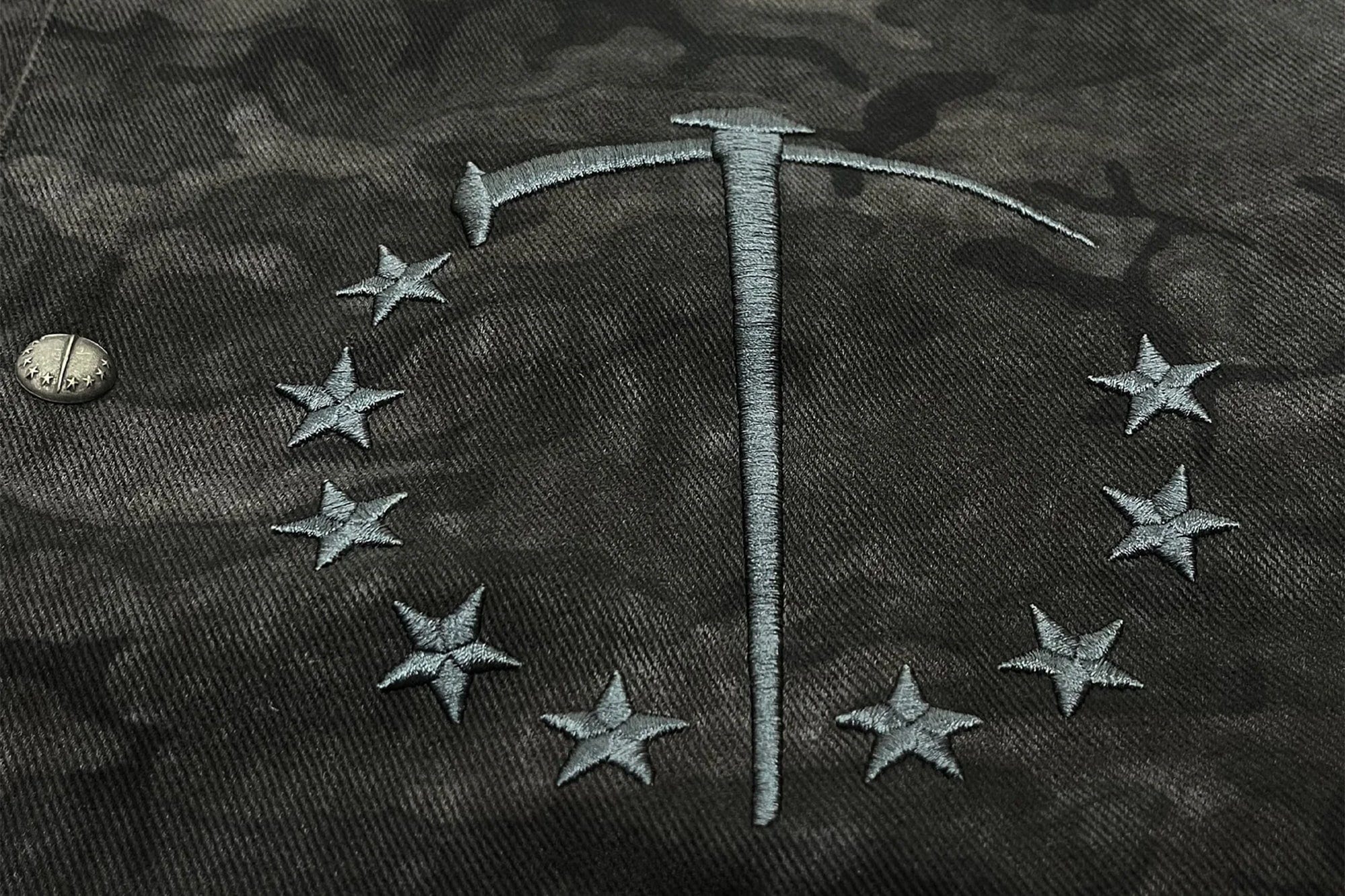 TECNINEGROUP Detachable Hood Star-Rivet Camo Jacket, premium urban and streetwear designers apparel on PROJECTISR.com, TECNINEGROUP