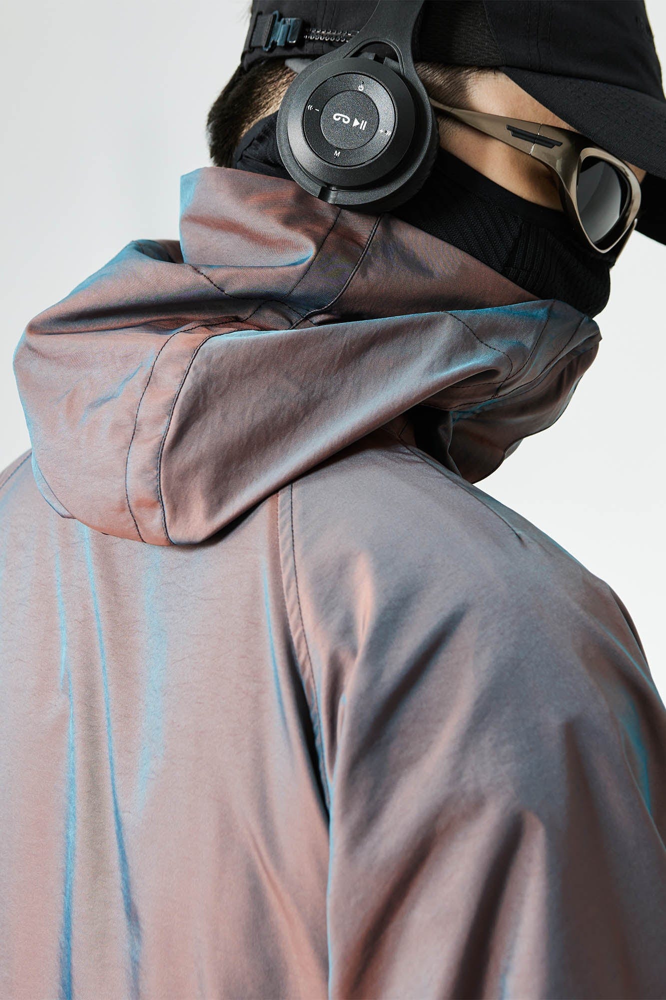 SILENSTORM Gradient Hooded Pullover Windbreaker, premium urban and streetwear designers apparel on PROJECTISR.com, SILENSTORM