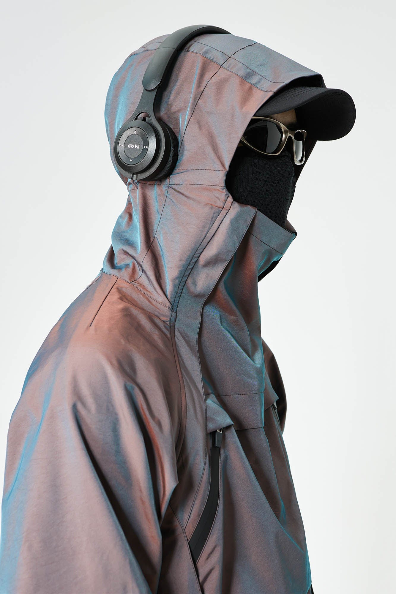 SILENSTORM Gradient Hooded Pullover Windbreaker, premium urban and streetwear designers apparel on PROJECTISR.com, SILENSTORM