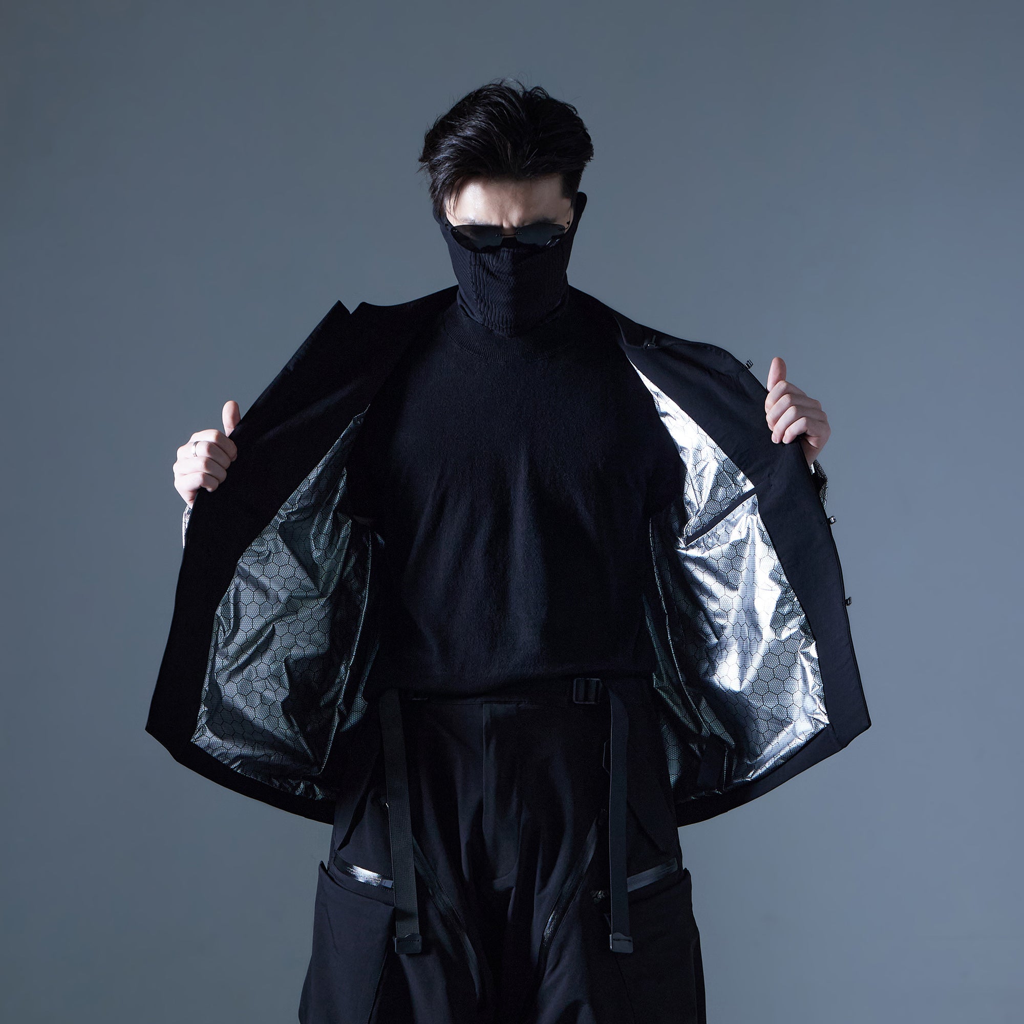 SILENSTORM Multi-Pockets Mandarin Waterproof Jacket