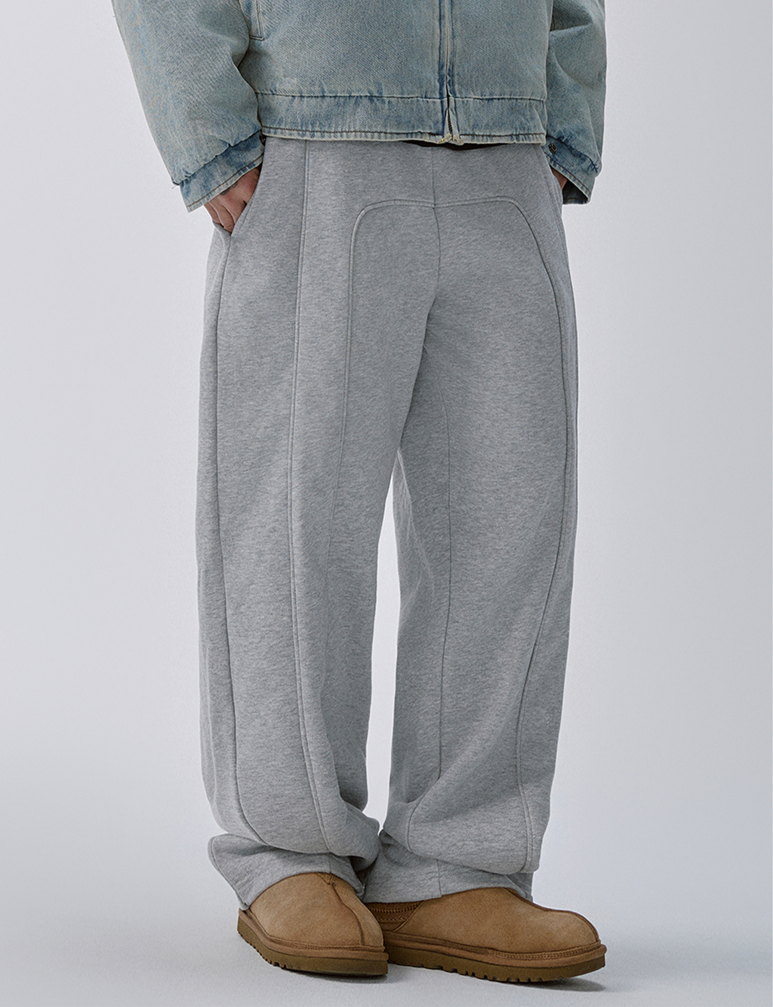 F2CE Stitch Seam Oversized Sweatpants