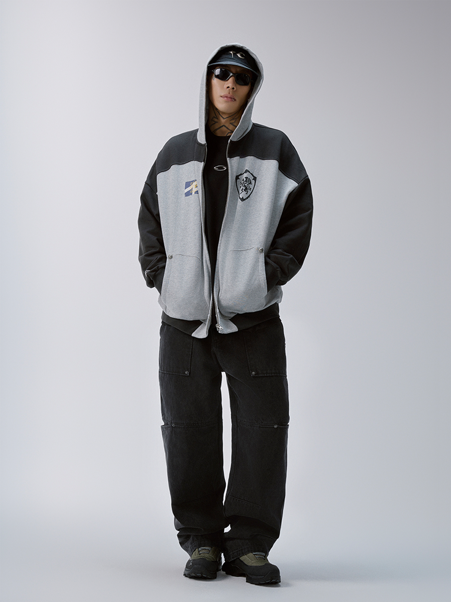 F2CE Washed Panel Multi-Pocket Straight-Leg Jeans