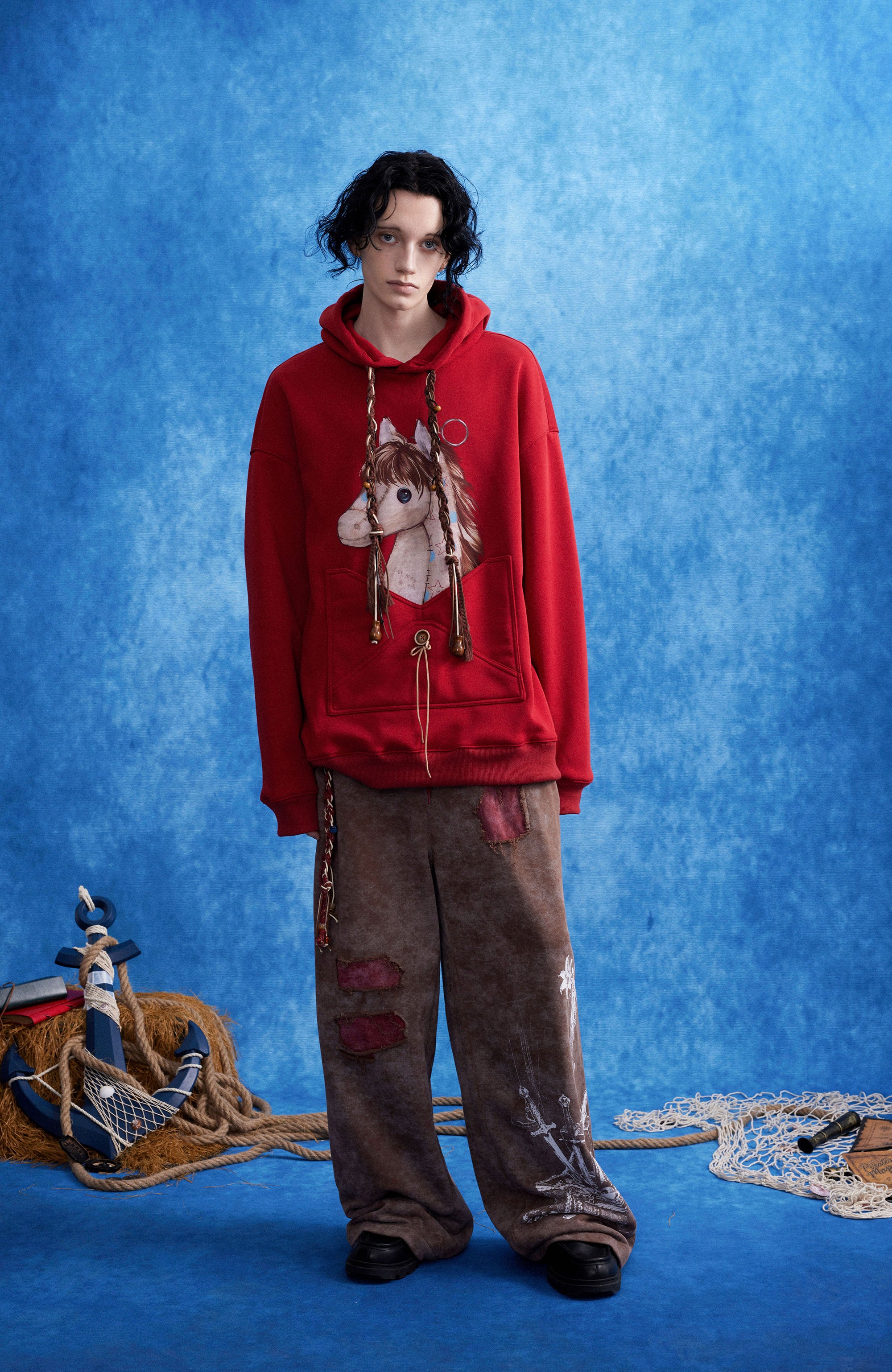 OIPWORD Envelope Pocket Pony Graphic Hoodie