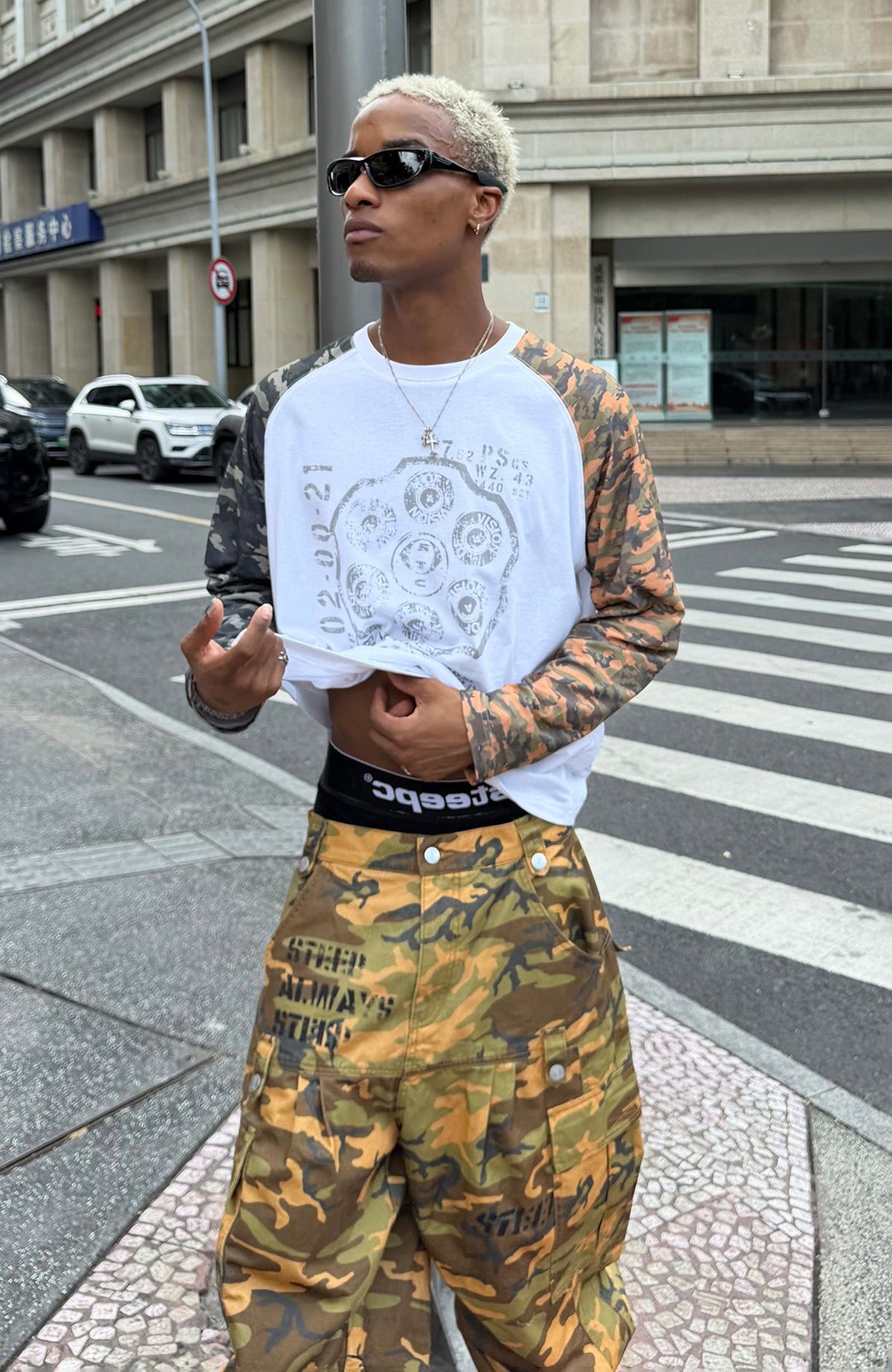 STEEPC Camo Spliced Raglan Long-Sleeve Tee