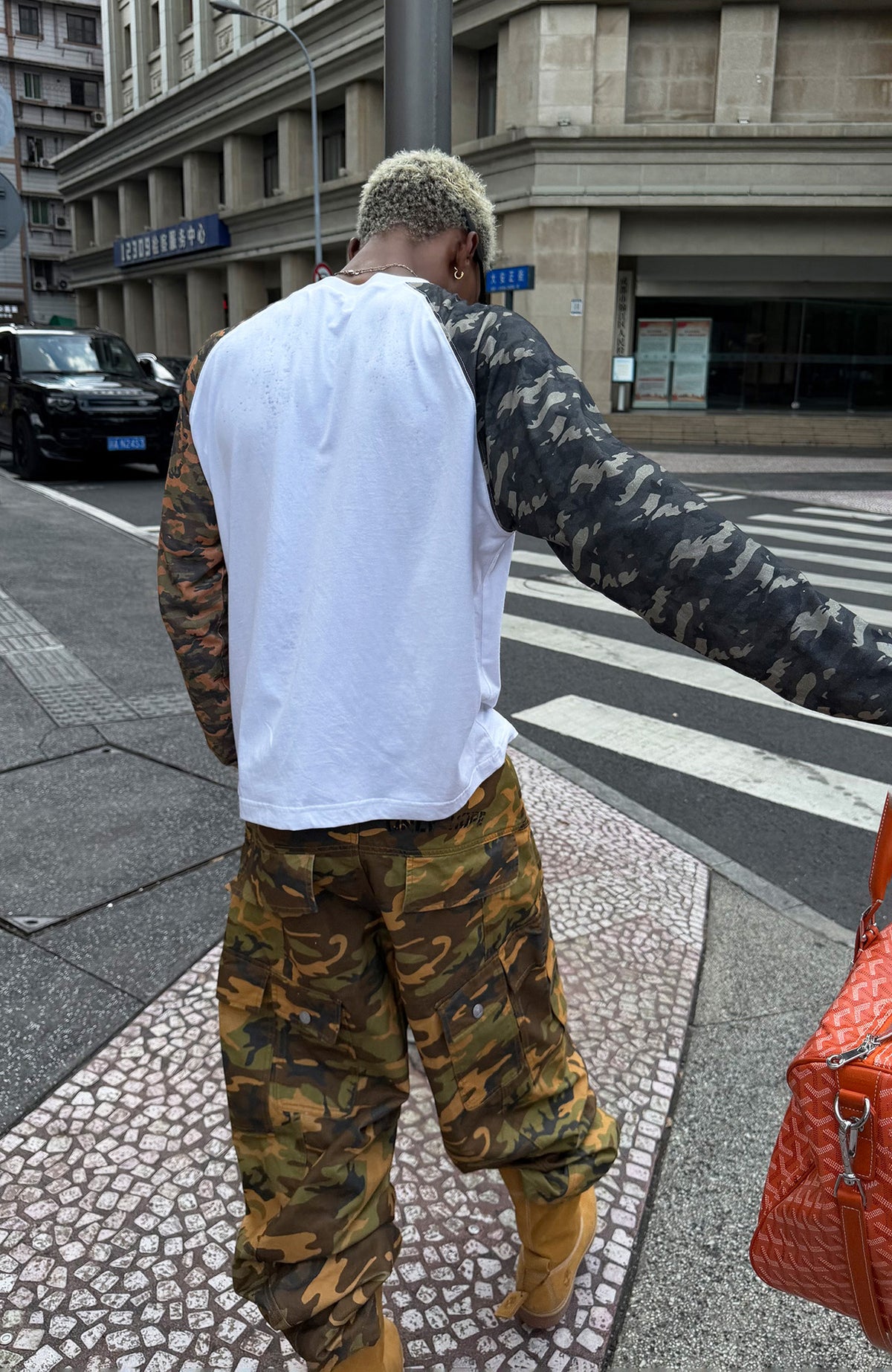 STEEPC Camo Spliced Raglan Long-Sleeve Tee