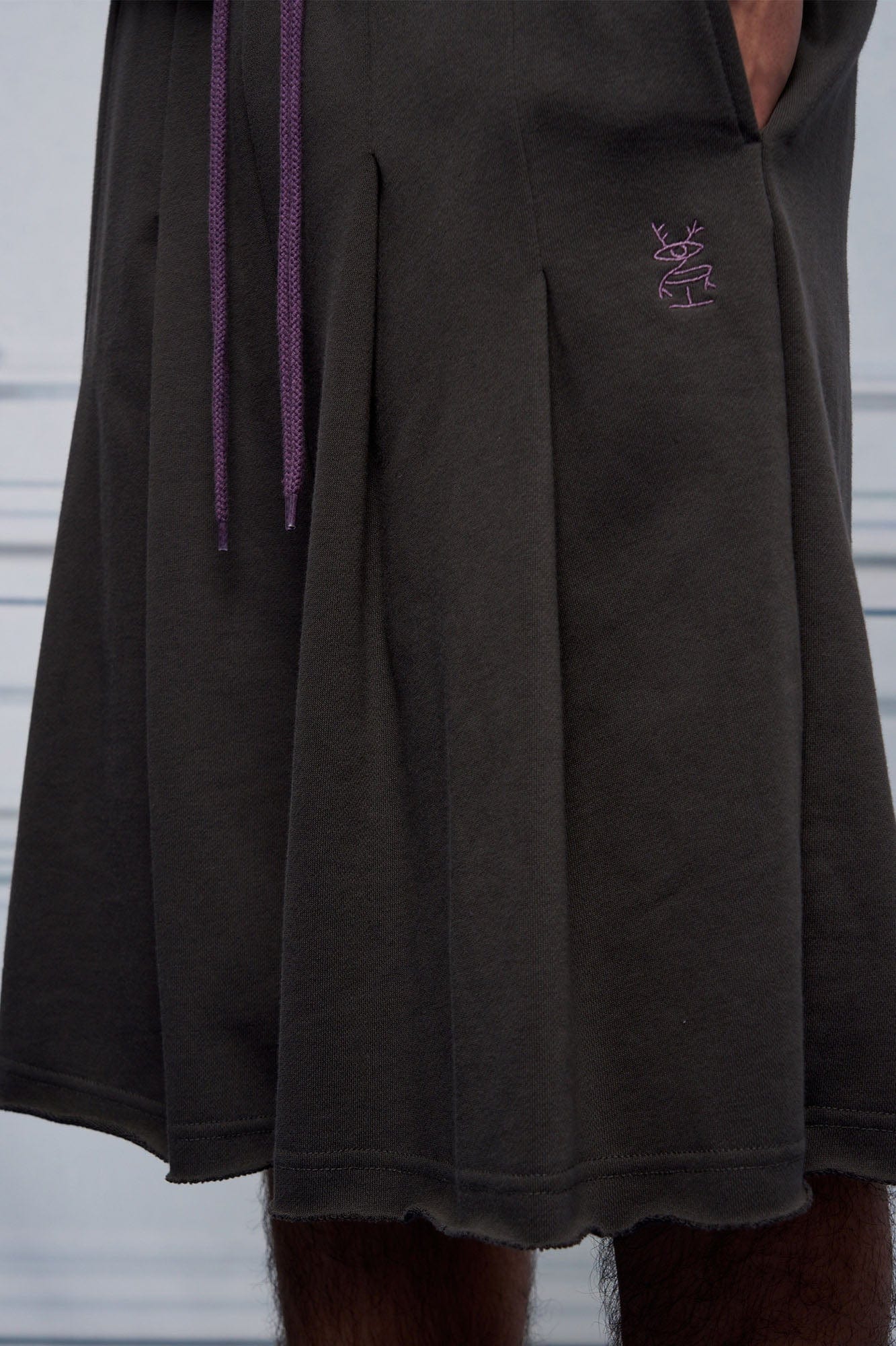 UNLIMITED MOTE Multi-Pleated Drawstring Raw-Hem Shorts, premium urban and streetwear designers apparel on PROJECTISR.com, UNLIMITED MOTE