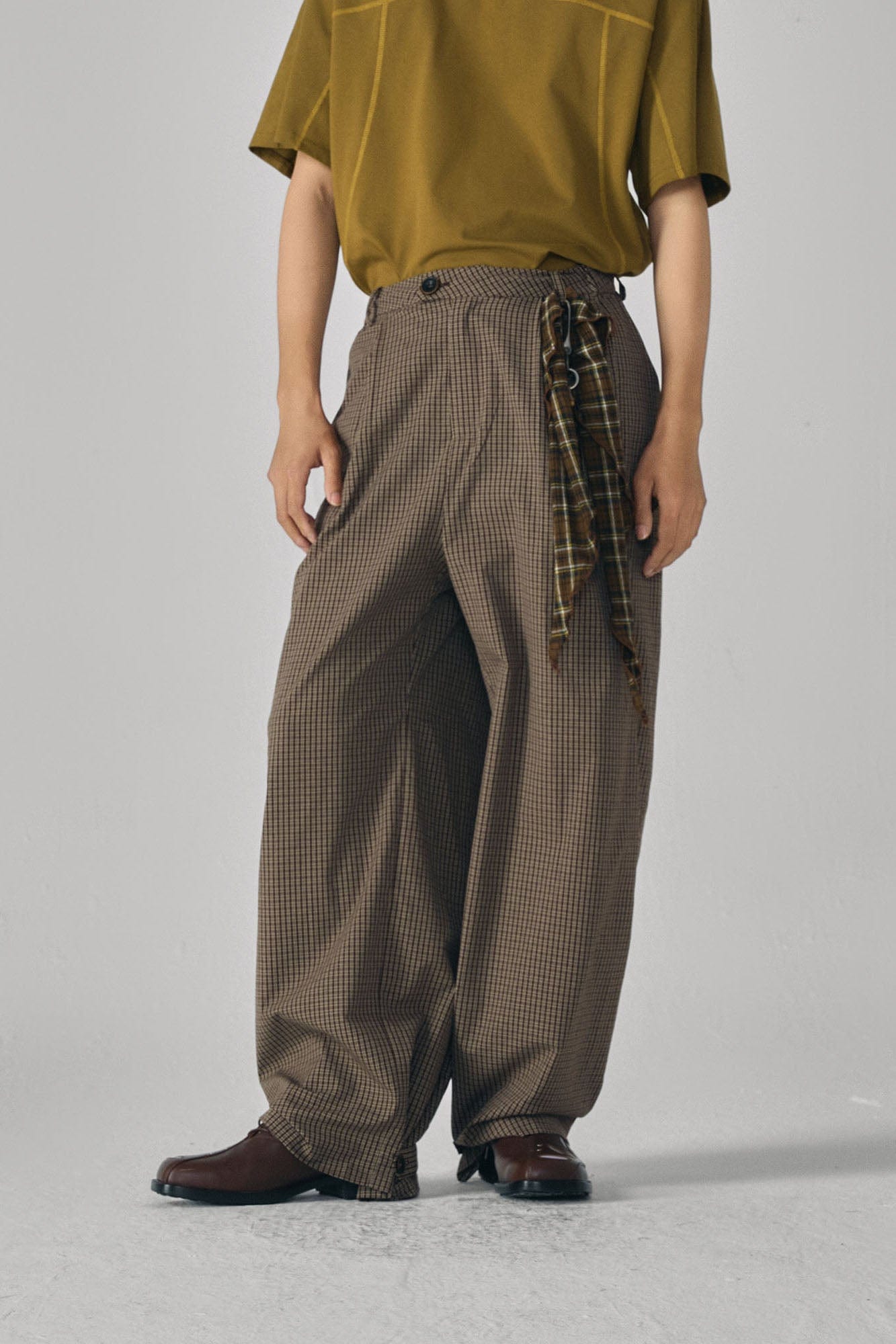 GONGHE REPUB Retro Paid Spliced Wide-Leg Pants, premium urban and streetwear designers apparel on PROJECTISR.com, GONGHE REPUB