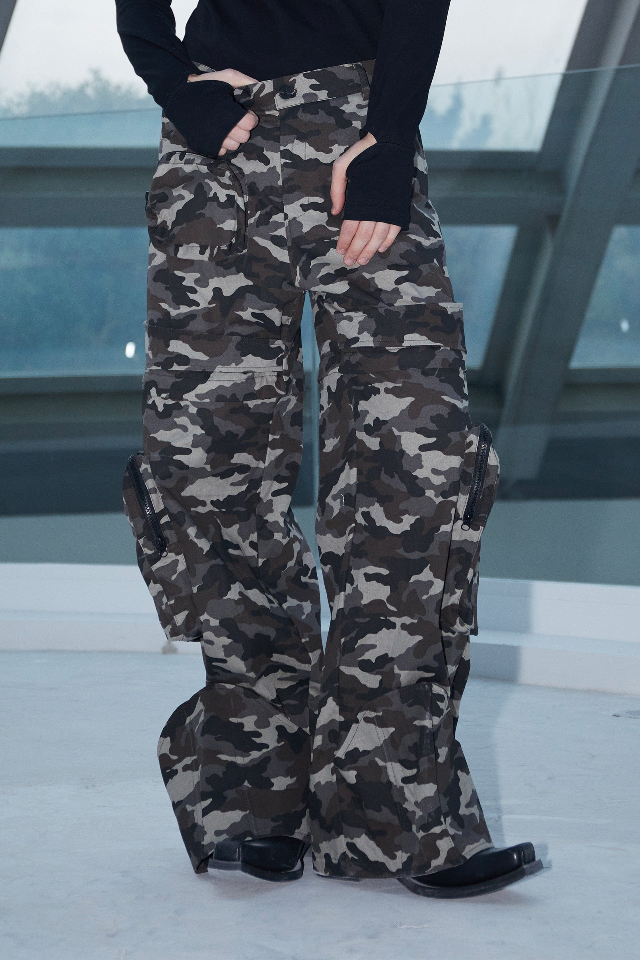 ASSEEN Detachable Multi-Pocket Camo Cargo Pants, premium urban and streetwear designers apparel on PROJECTISR.com, ASSEEN