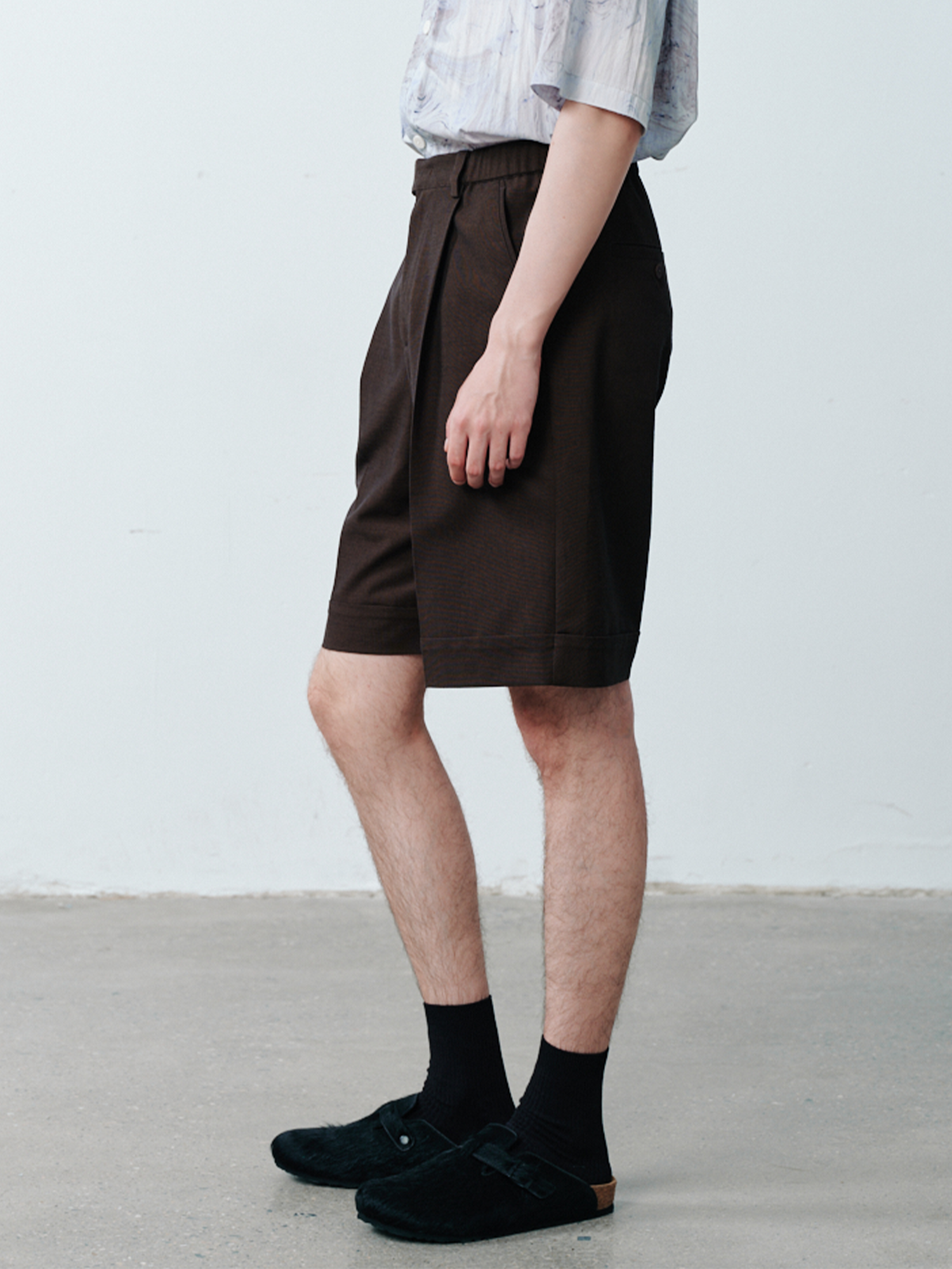 GRAINMUSTARD Pleated Linen-Blend Belt Tailored Shorts