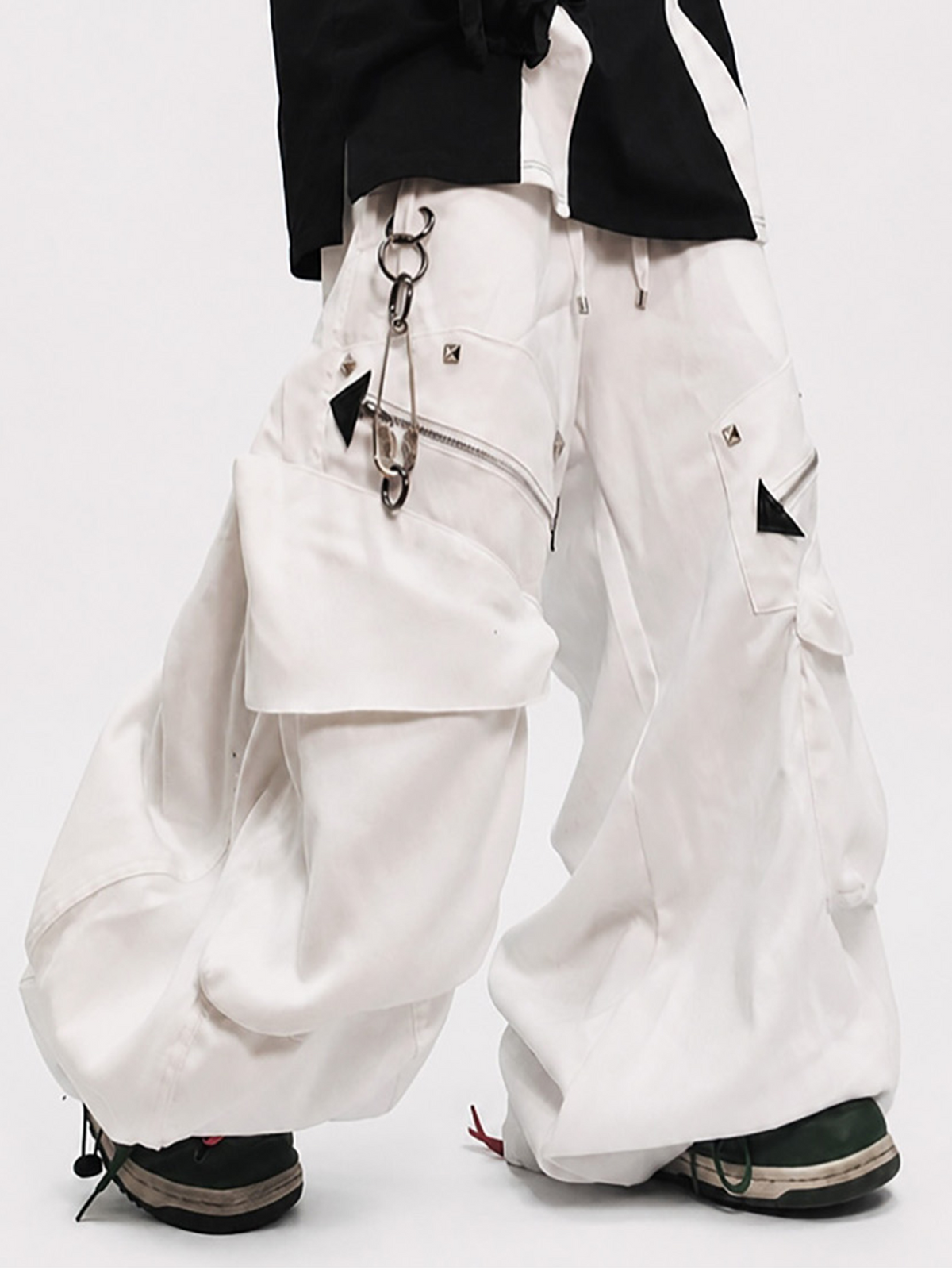 UUCSCC Retro Multi-Pocket Wide-Leg Cargo Pants