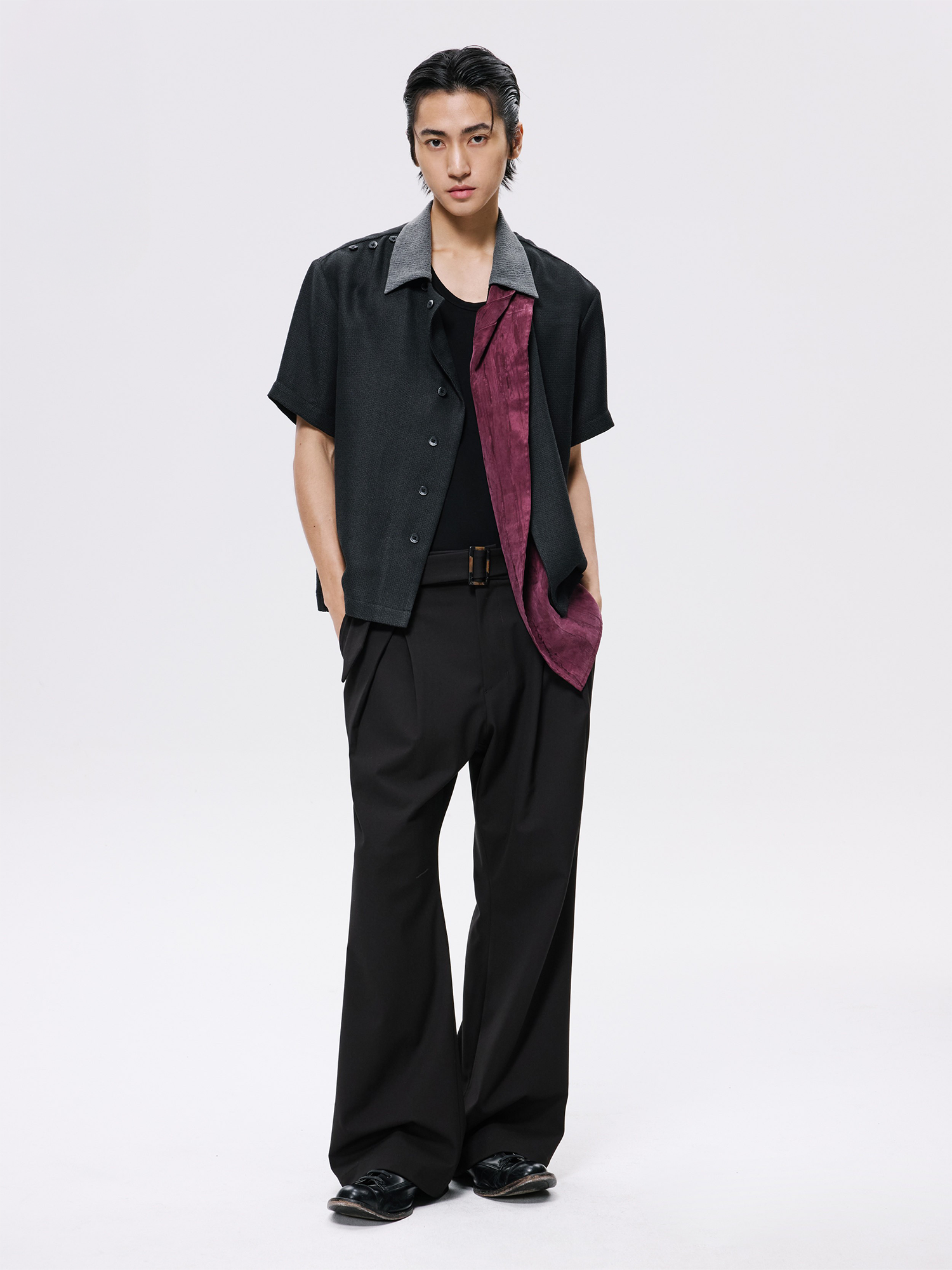 ALVNG AR ANTS Horn Buckle Belted Pleated Trousers