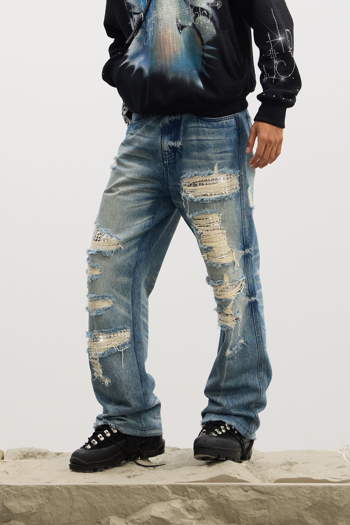 DND4DES Ripped Studded Flared Jeans