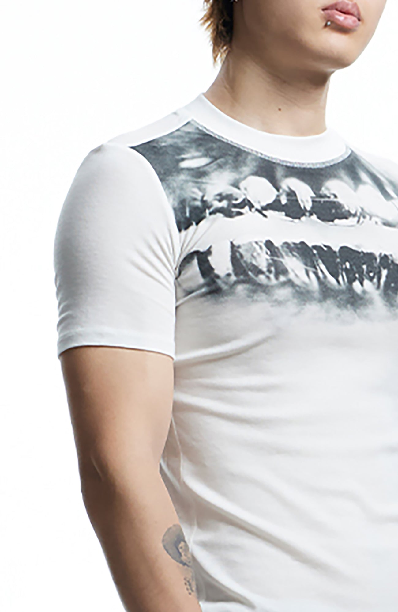 DND4DES Slim Opiate Teeth Graphic Tee