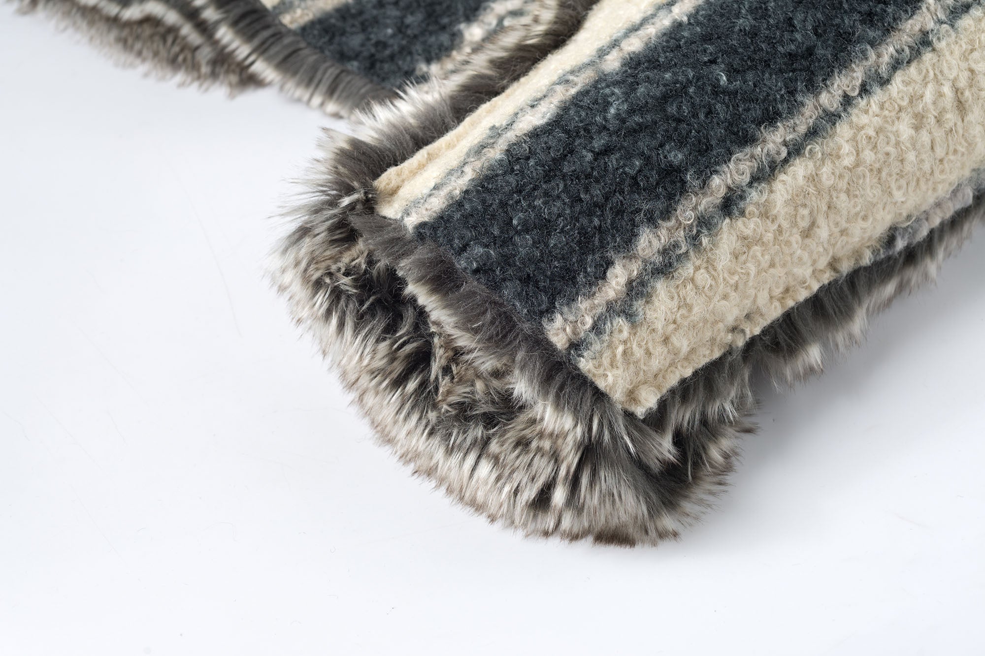 TUIMU Reversible Faux Fur Cropped Jacket, premium urban and streetwear designers apparel on PROJECTISR.com, TUIMU