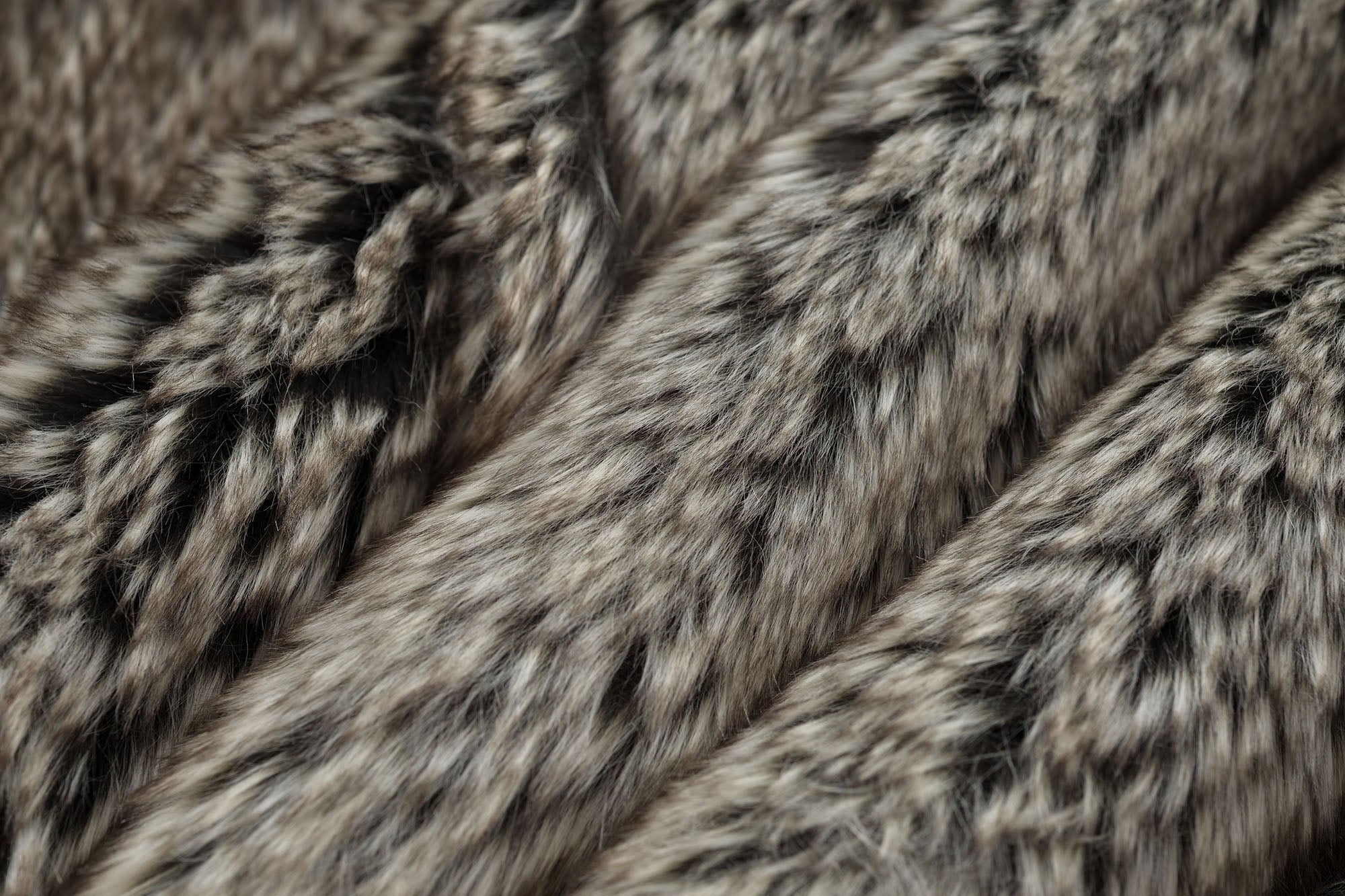 TUIMU Reversible Faux Fur Cropped Jacket, premium urban and streetwear designers apparel on PROJECTISR.com, TUIMU