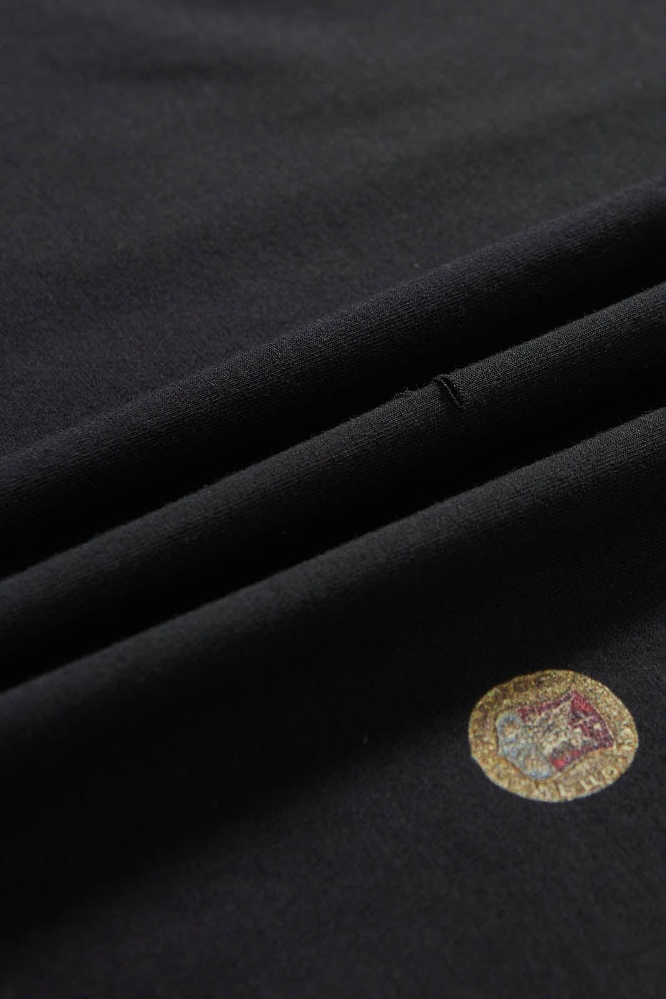 FACEONLAB Distressed LOGO Medal T-shirt Black, premium urban and streetwear designers apparel on PROJECTISR.com, FACEONLAB