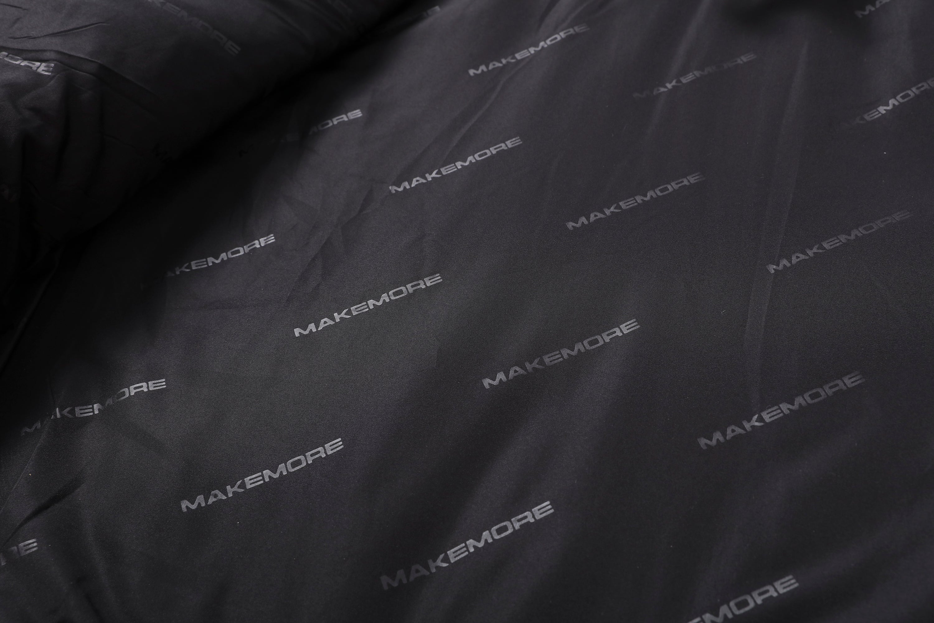 MAKEMORE Contrast Panel LOGO Patch Padded Jacket