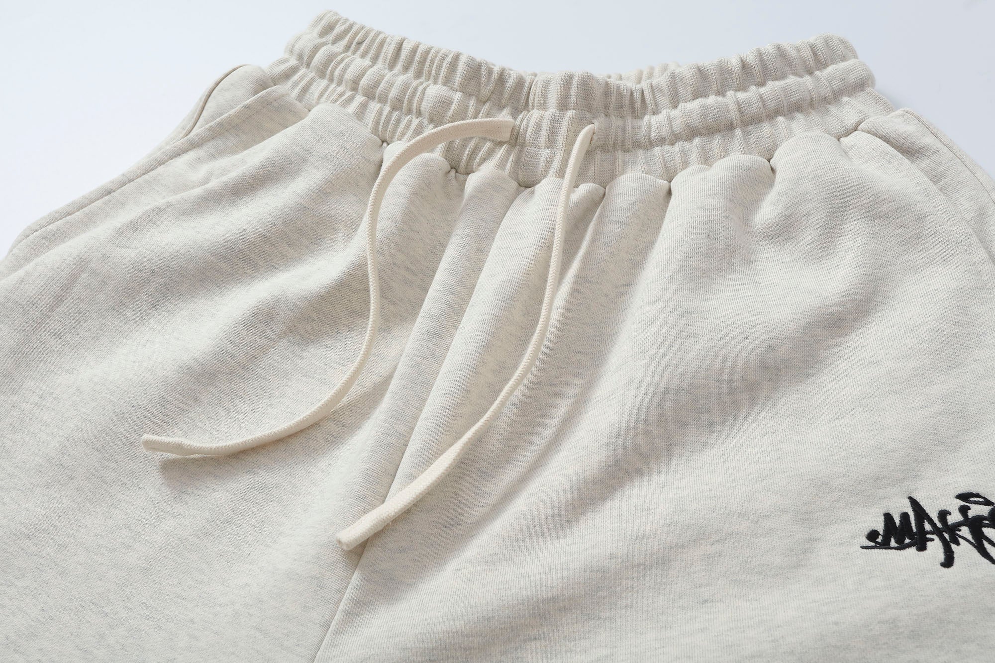 MAKEMORE Double Pleated Drawstring Sweatpants