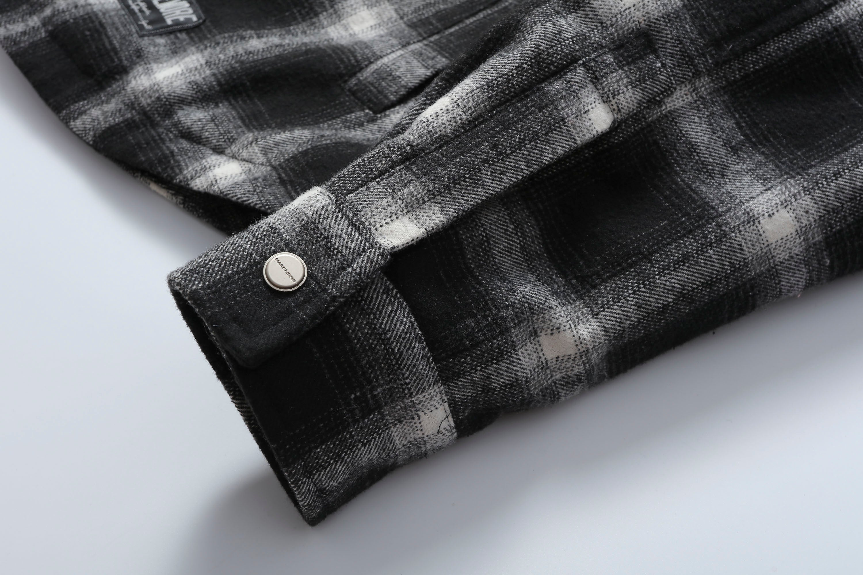 MAKEMORE Plaid Pocket Hooded Insulated Shirt