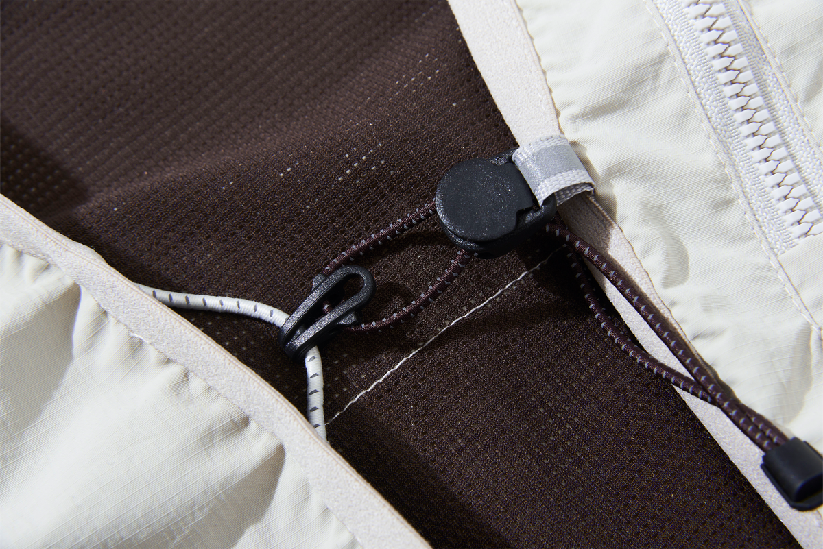 HALCYON Splash-Proof Multi-Pocket Vest