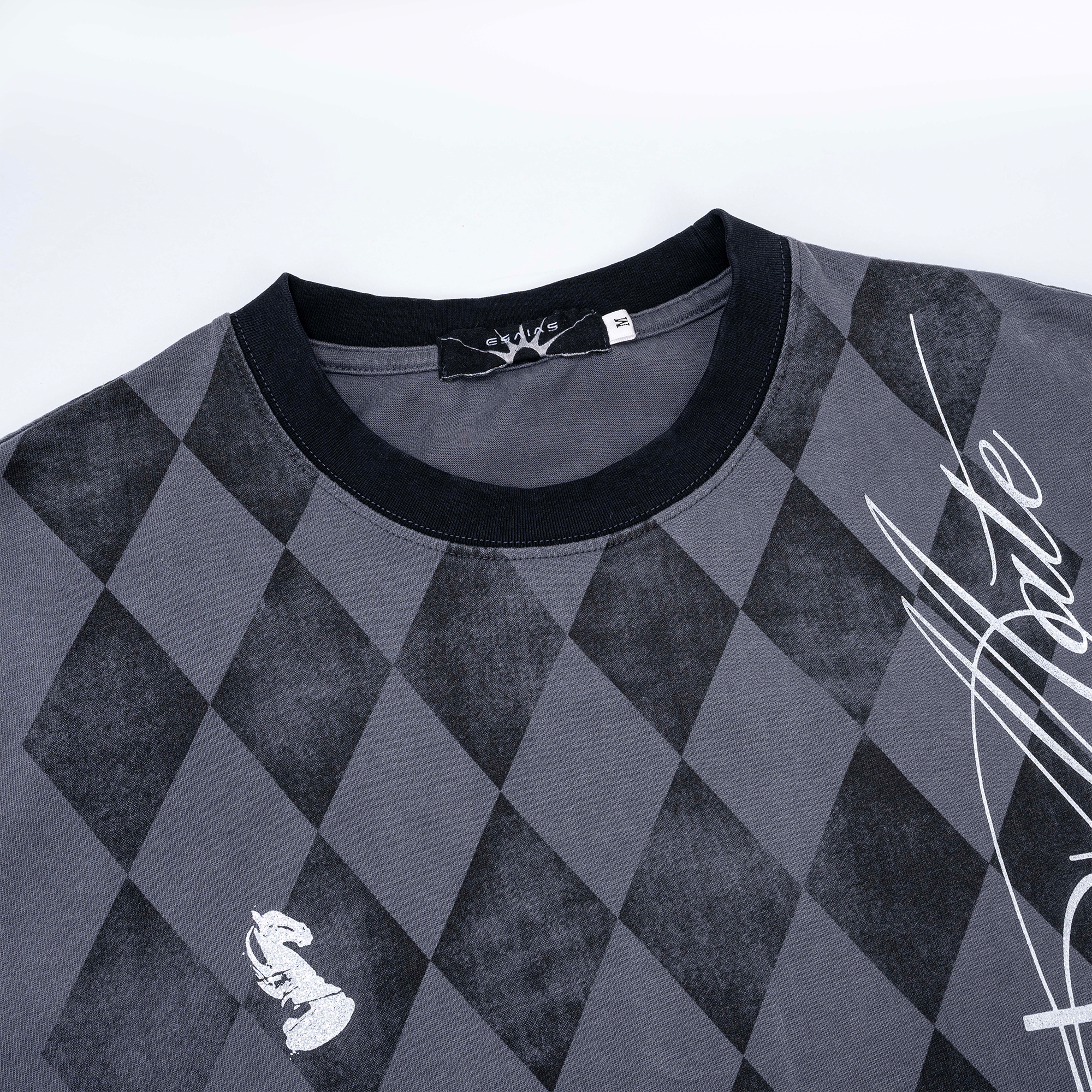 ESAIAS Washed Argyle Graphic T-Shirt
