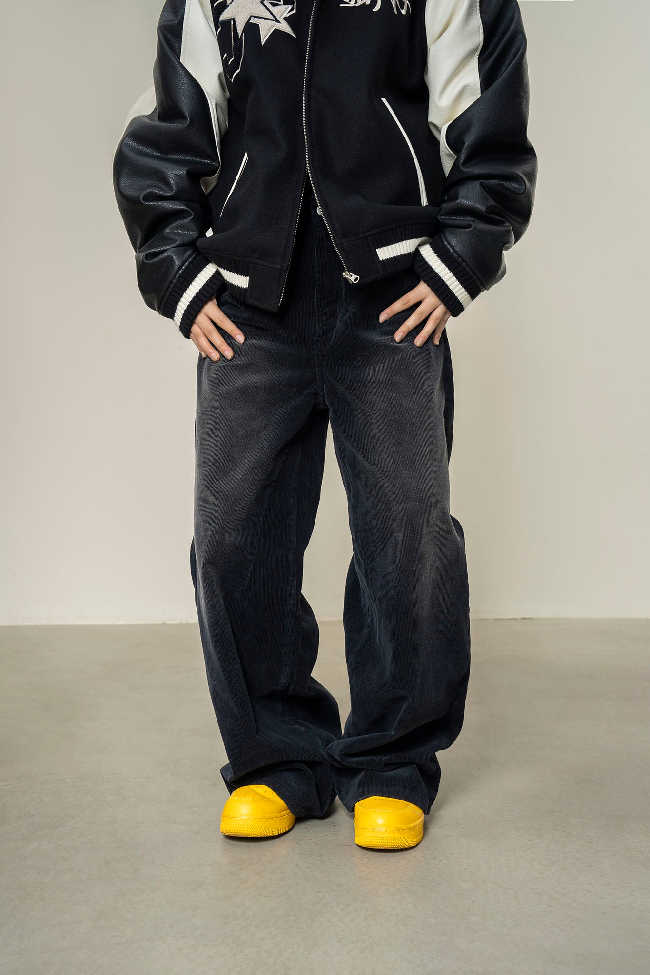 MAKEMORE Washed Oversized Corduroy Pants