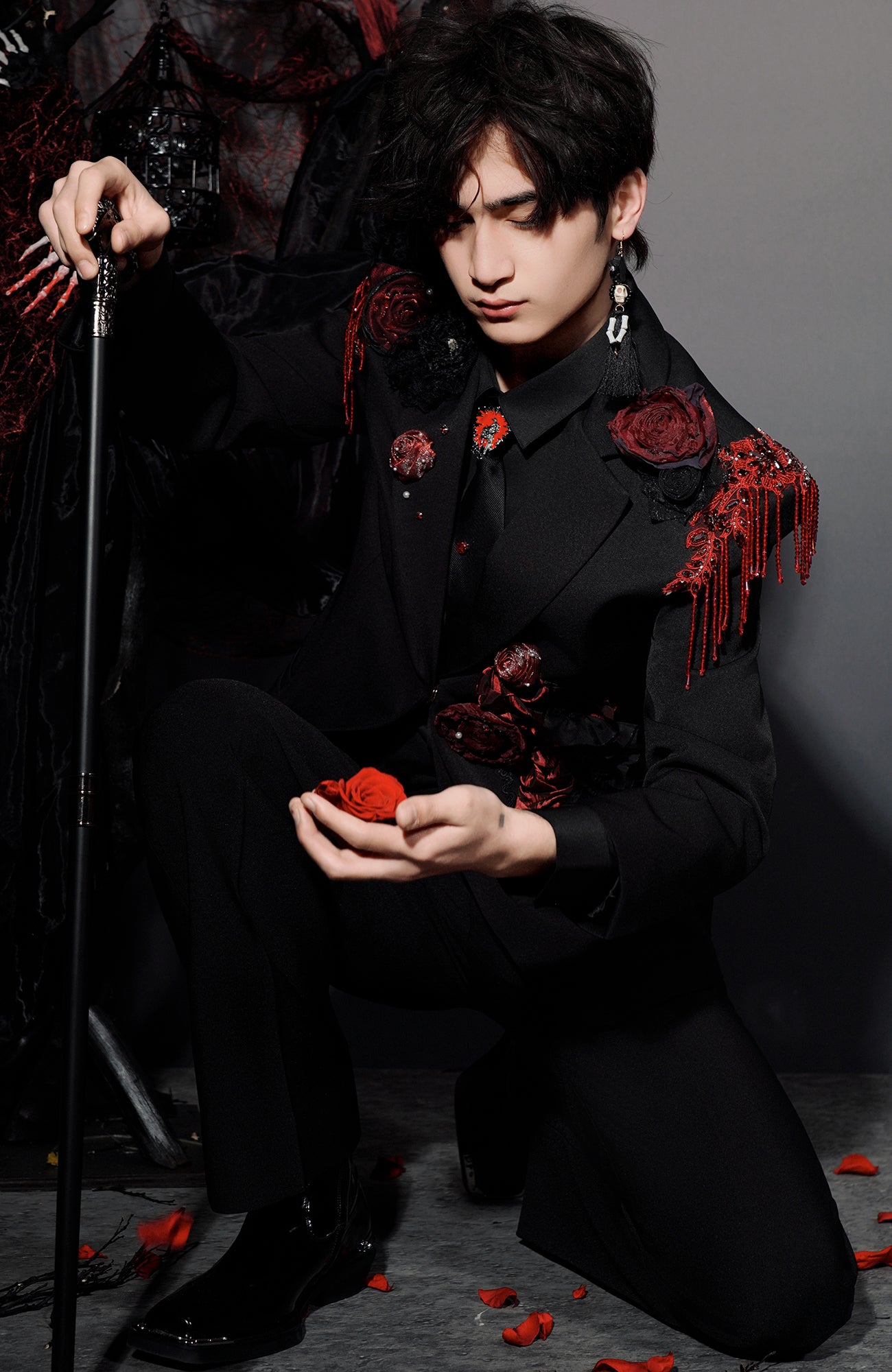 SHANG JIE Rose Embellished Tuxedo Blazer