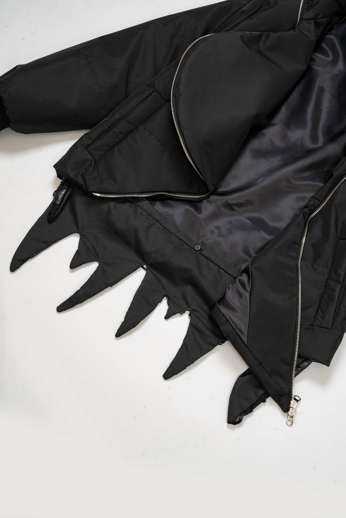 KADAKADA Curved Zipper Detachable-Hem Quilted Jacket, premium urban and streetwear designers apparel on PROJECTISR.com, KADAKADA