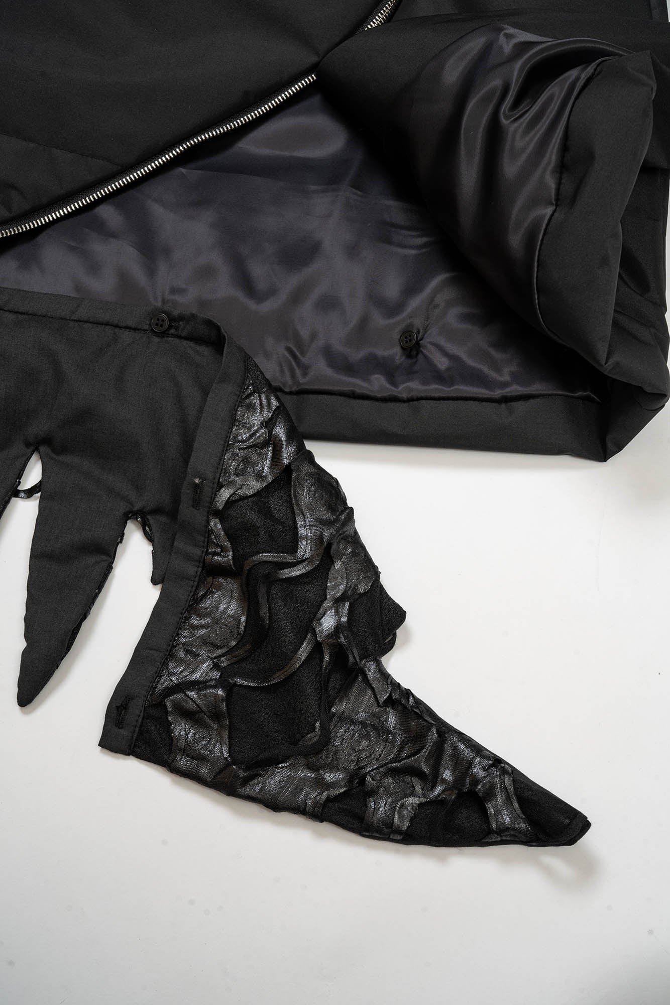 KADAKADA Curved Zipper Detachable-Hem Quilted Jacket, premium urban and streetwear designers apparel on PROJECTISR.com, KADAKADA