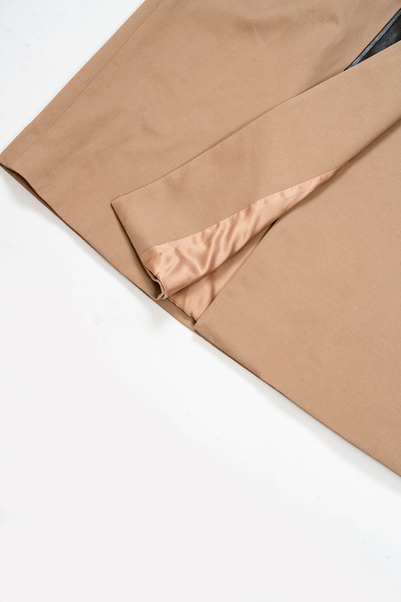 KADAKADA Choking Glove Trench Coat, premium urban and streetwear designers apparel on PROJECTISR.com, KADAKADA