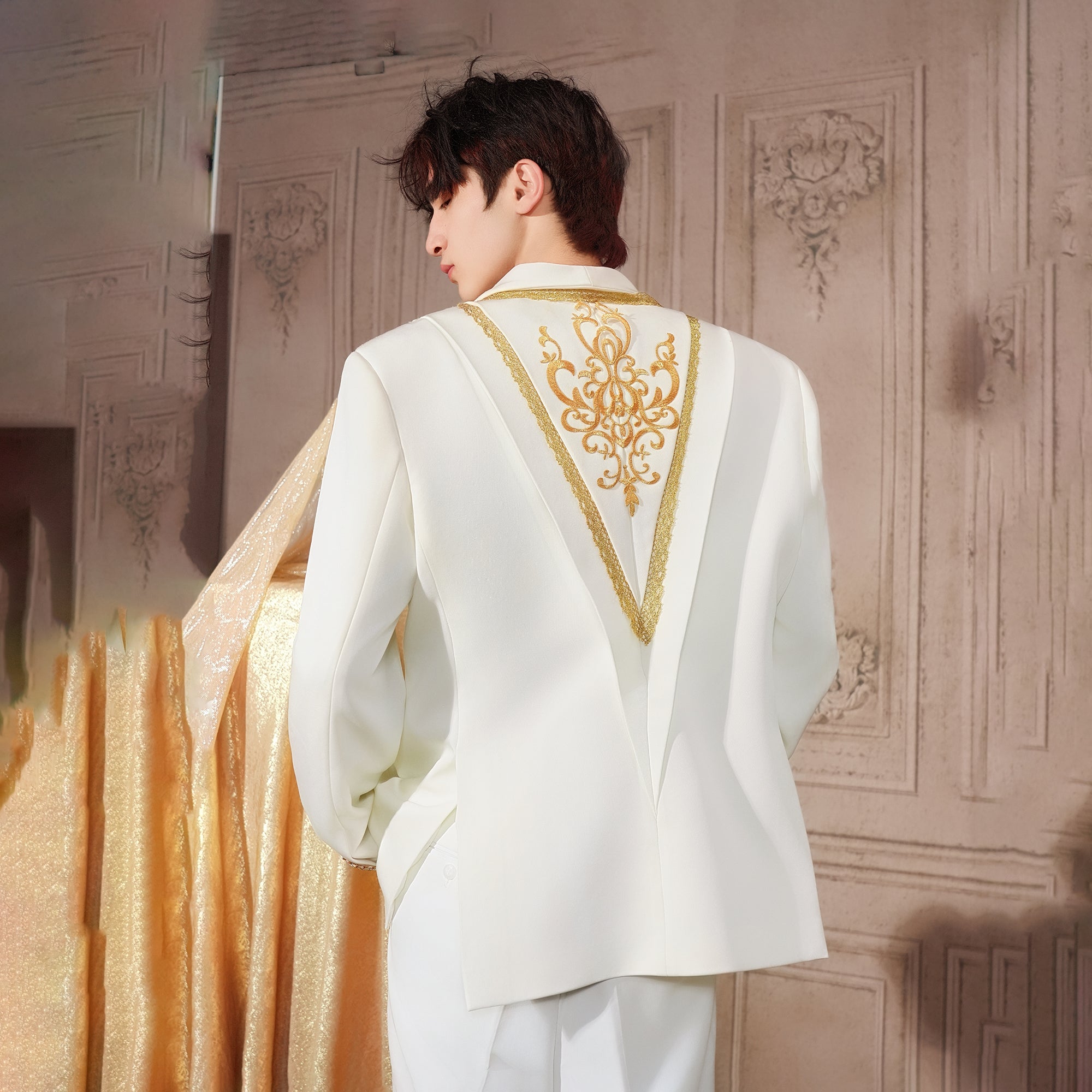 SHANG JIE Gold Trim Tuxedo Blazer