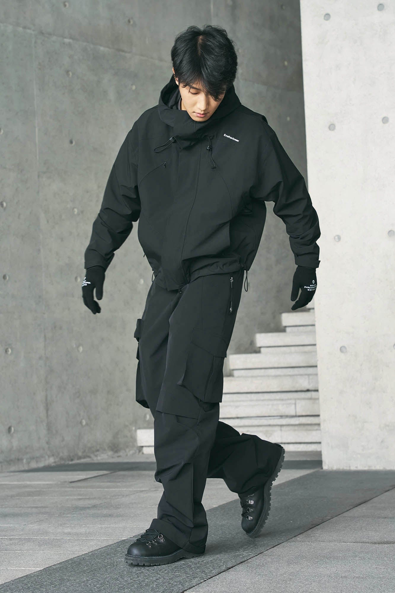 ENSHADOWER Modern Multi-Pocket Pleated Waterproof Pants, premium urban and streetwear designers apparel on PROJECTISR.com, ENSHADOWER