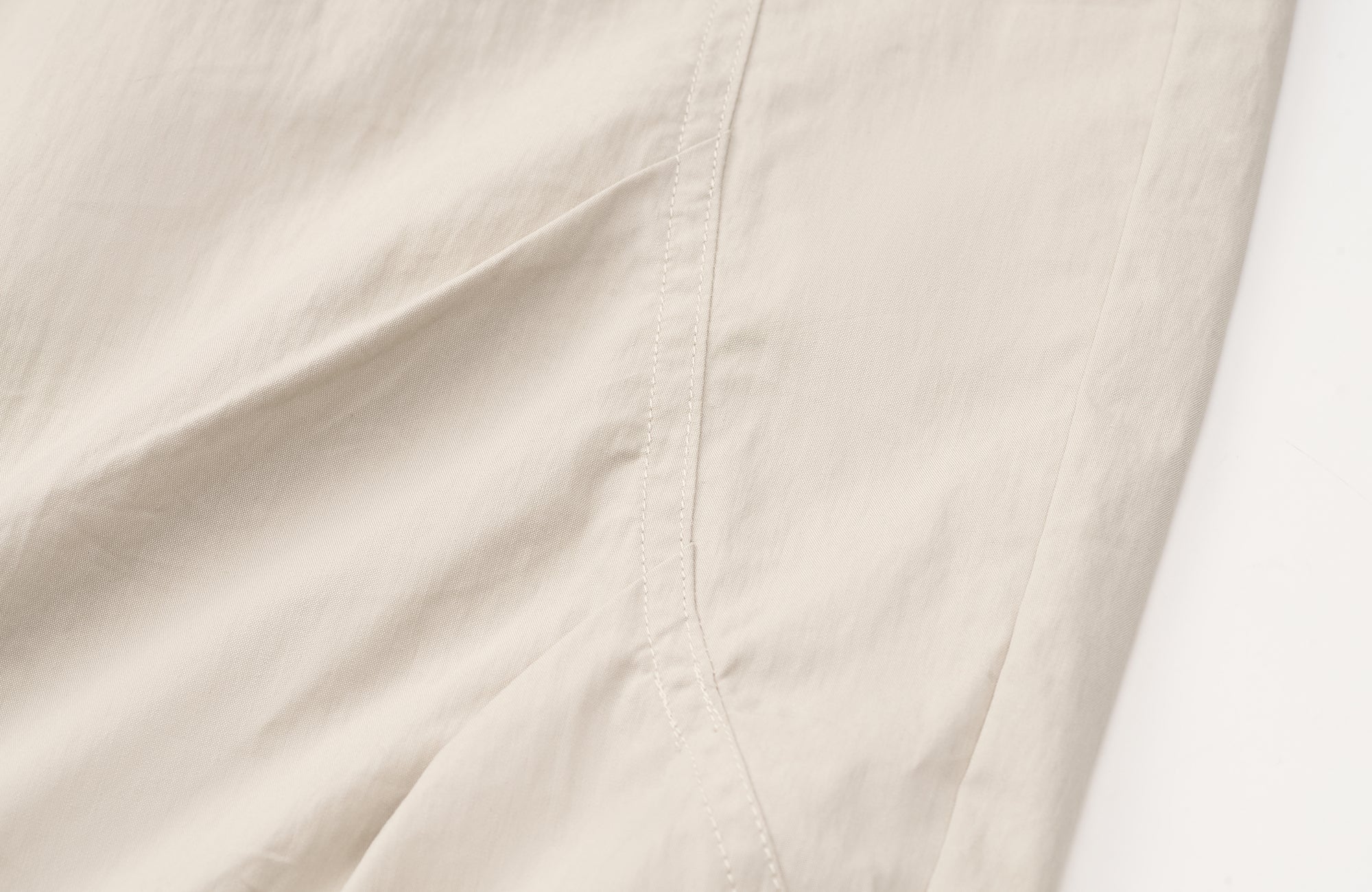 ROARINGWILD A ARCH Essential Drawstring Parachute Pants