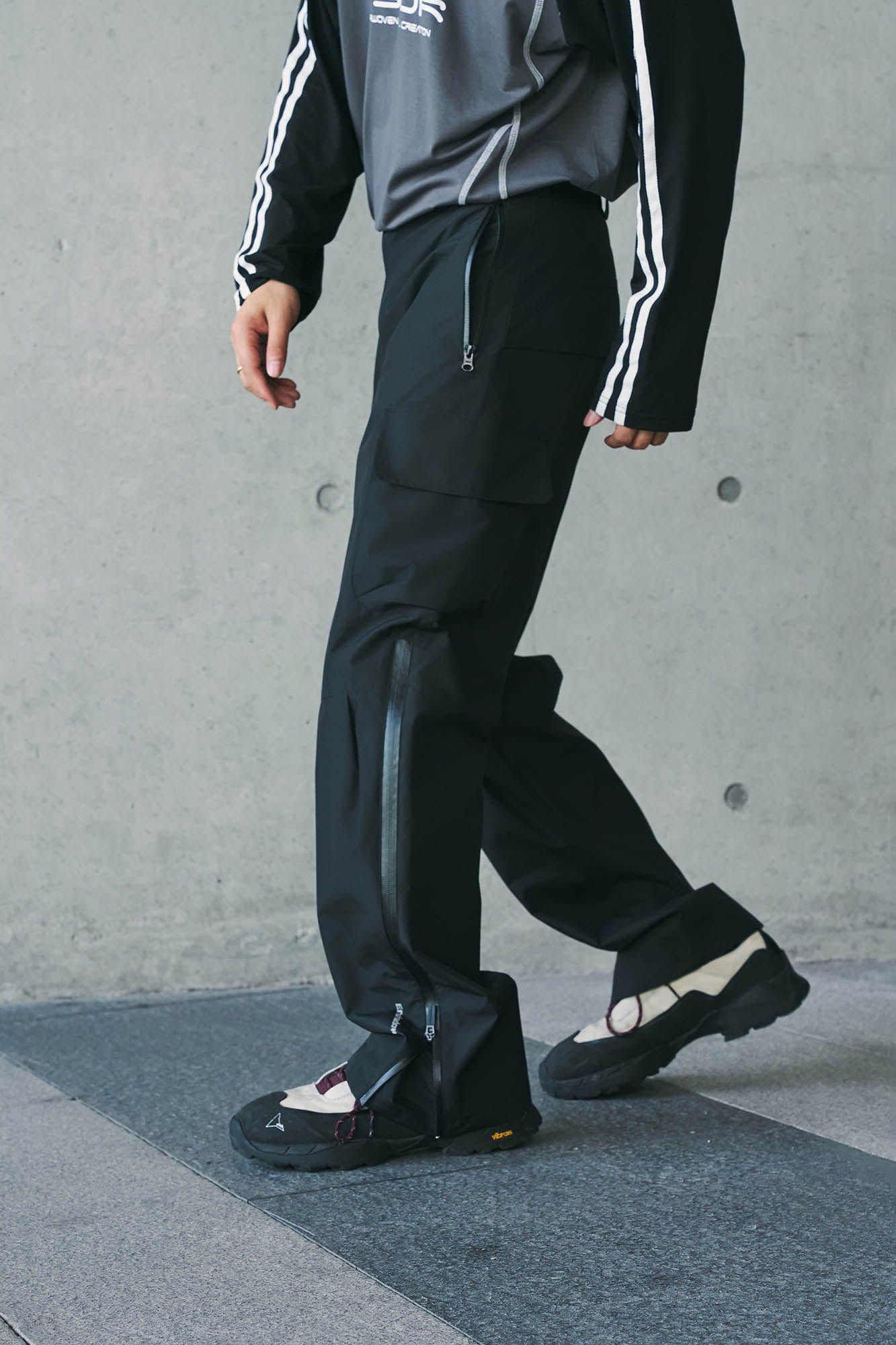 ENSHADOWER Multi-Pocket Waterproof Half-Zip Pants, premium urban and streetwear designers apparel on PROJECTISR.com, ENSHADOWER