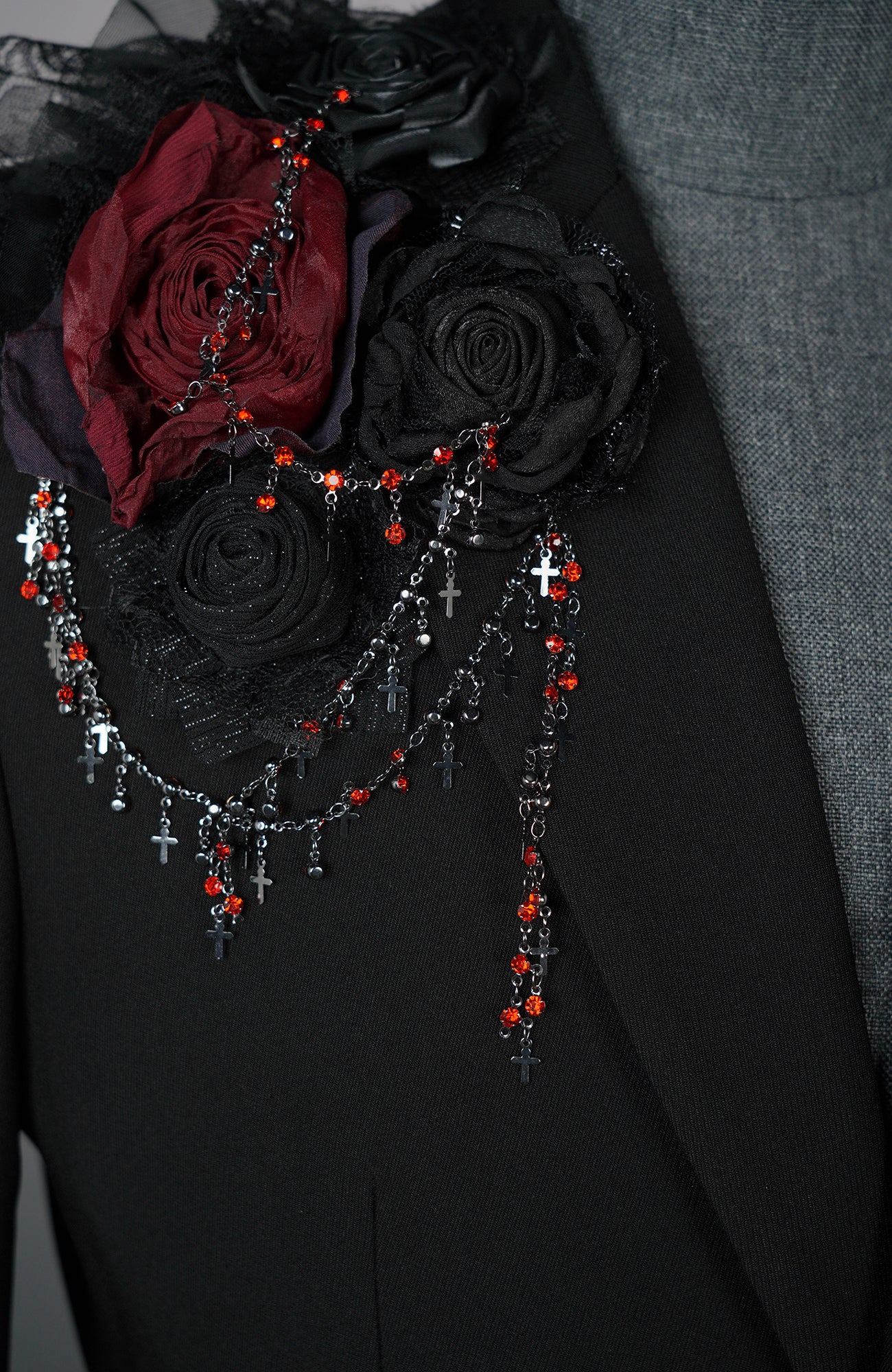 SHANG JIE Floral Appliqué Beaded Chain Blazer, premium urban and streetwear designers apparel on PROJECTISR.com, SHANG JIE