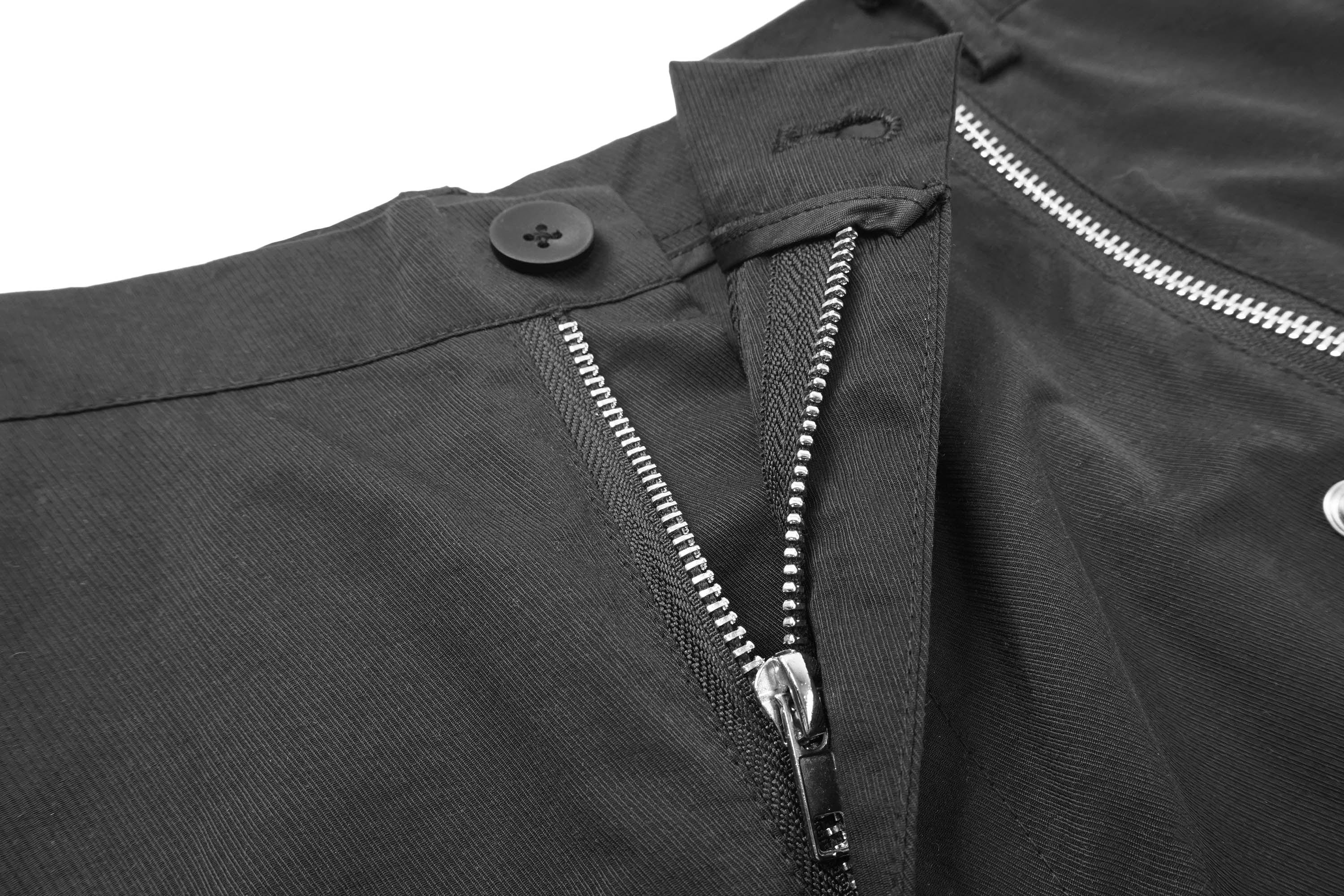 SILENSTORM Center-Zip Utility Shorts, premium urban and streetwear designers apparel on PROJECTISR.com, SILENSTORM