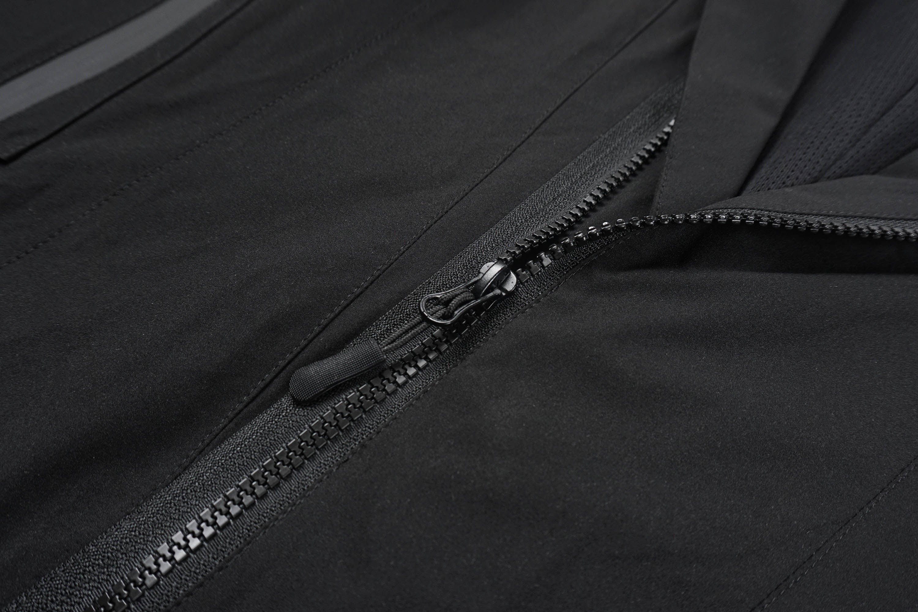 SILENSTORM Multi-Pocket Spliced Utility Blazer, premium urban and streetwear designers apparel on PROJECTISR.com, SILENSTORM