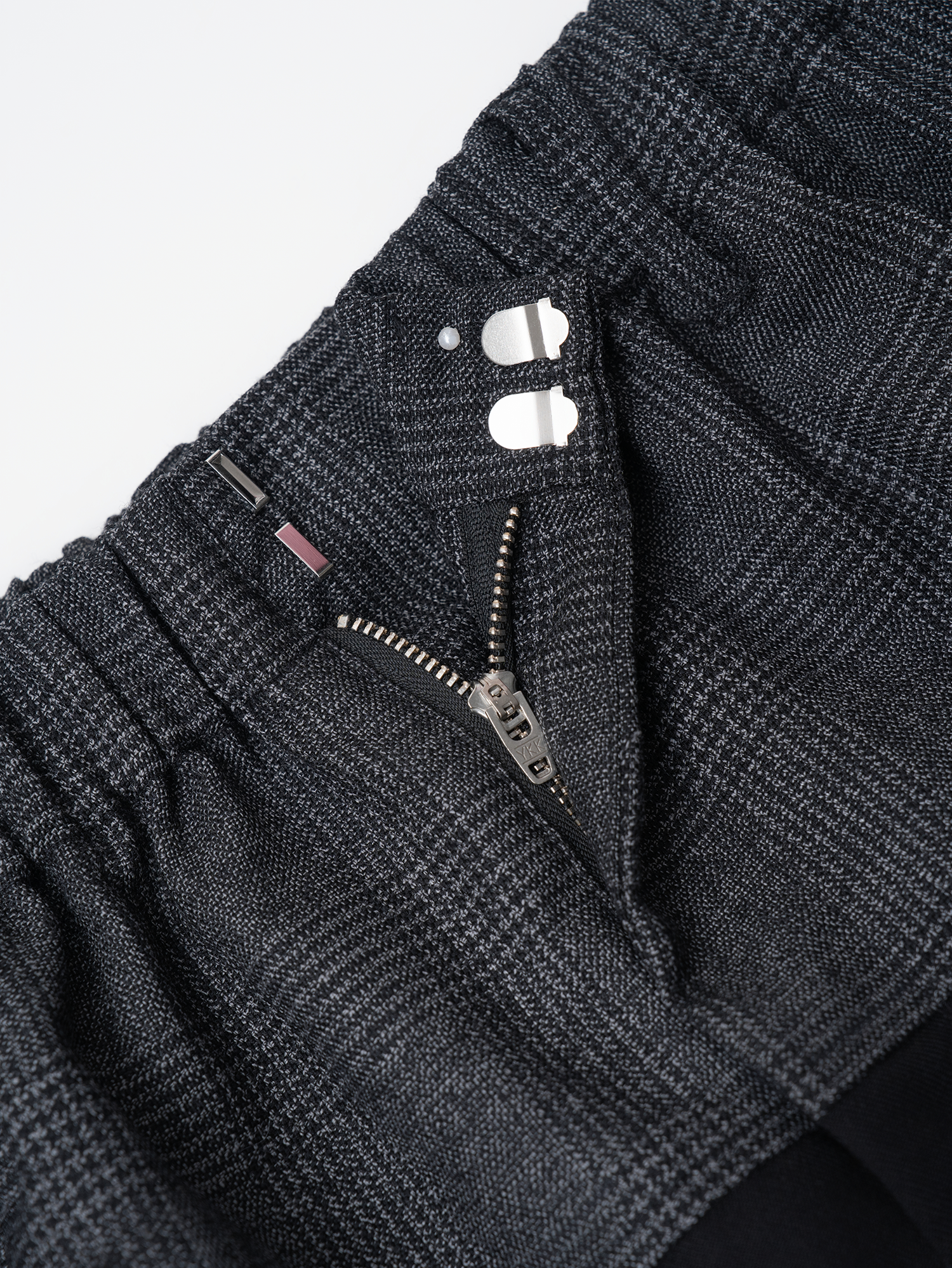 OUYANG WENJUN Contrast Spliced Elastic-Waist Trousers, premium urban and streetwear designers apparel on PROJECTISR.com, OUYANG WENJUN