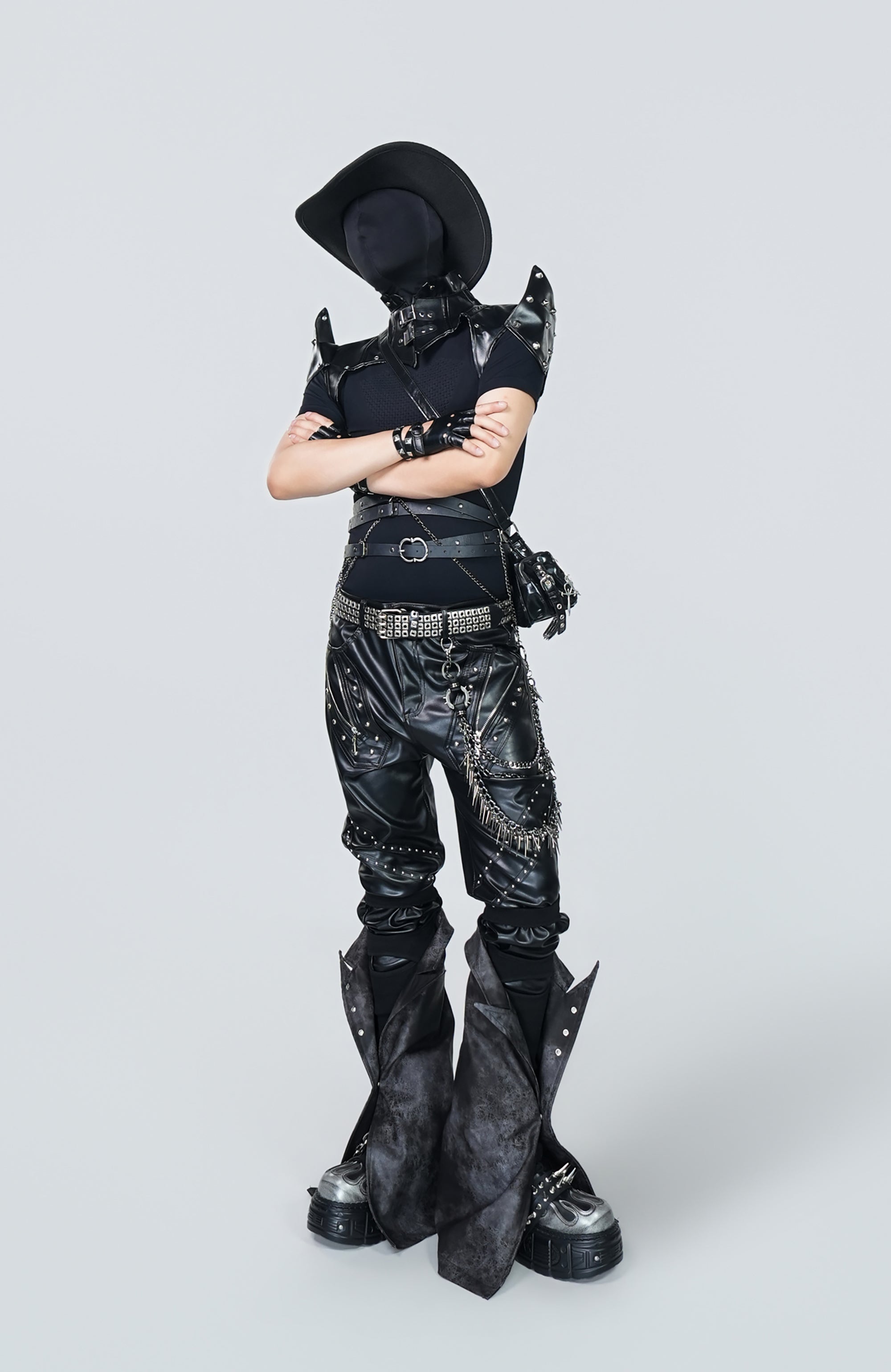 VE2 Studded Shoulder Harness Vest