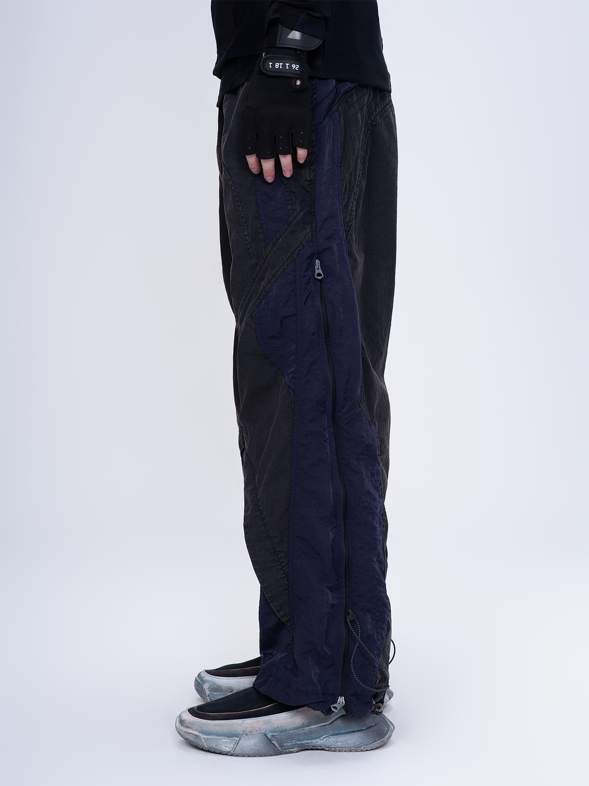 STEAM Deconstructed Zippered Spliced Wide-Leg Cargo Pants
