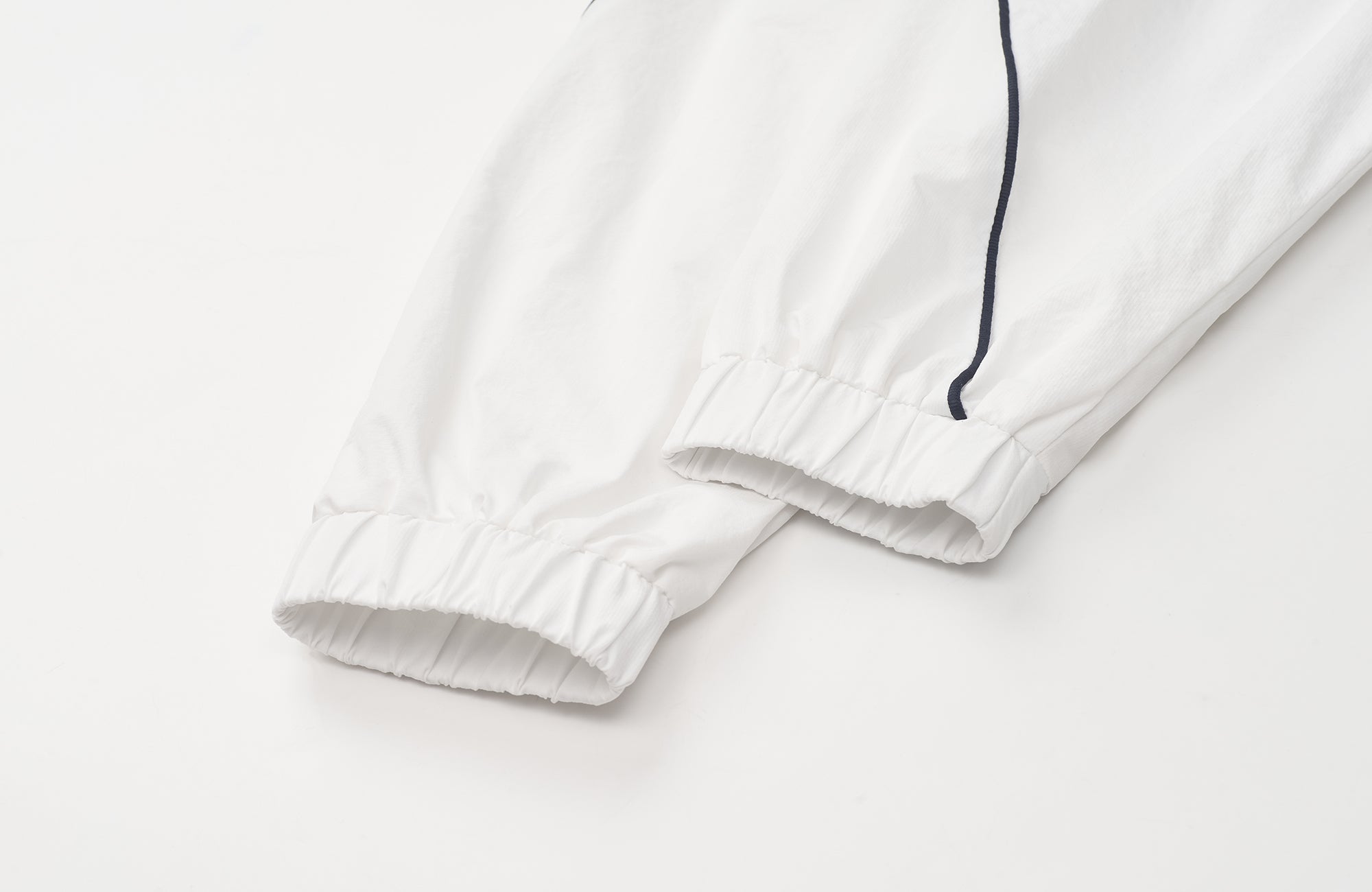 ROARINGWILD A ARCH Embroidered Graphic Raglan Jacket