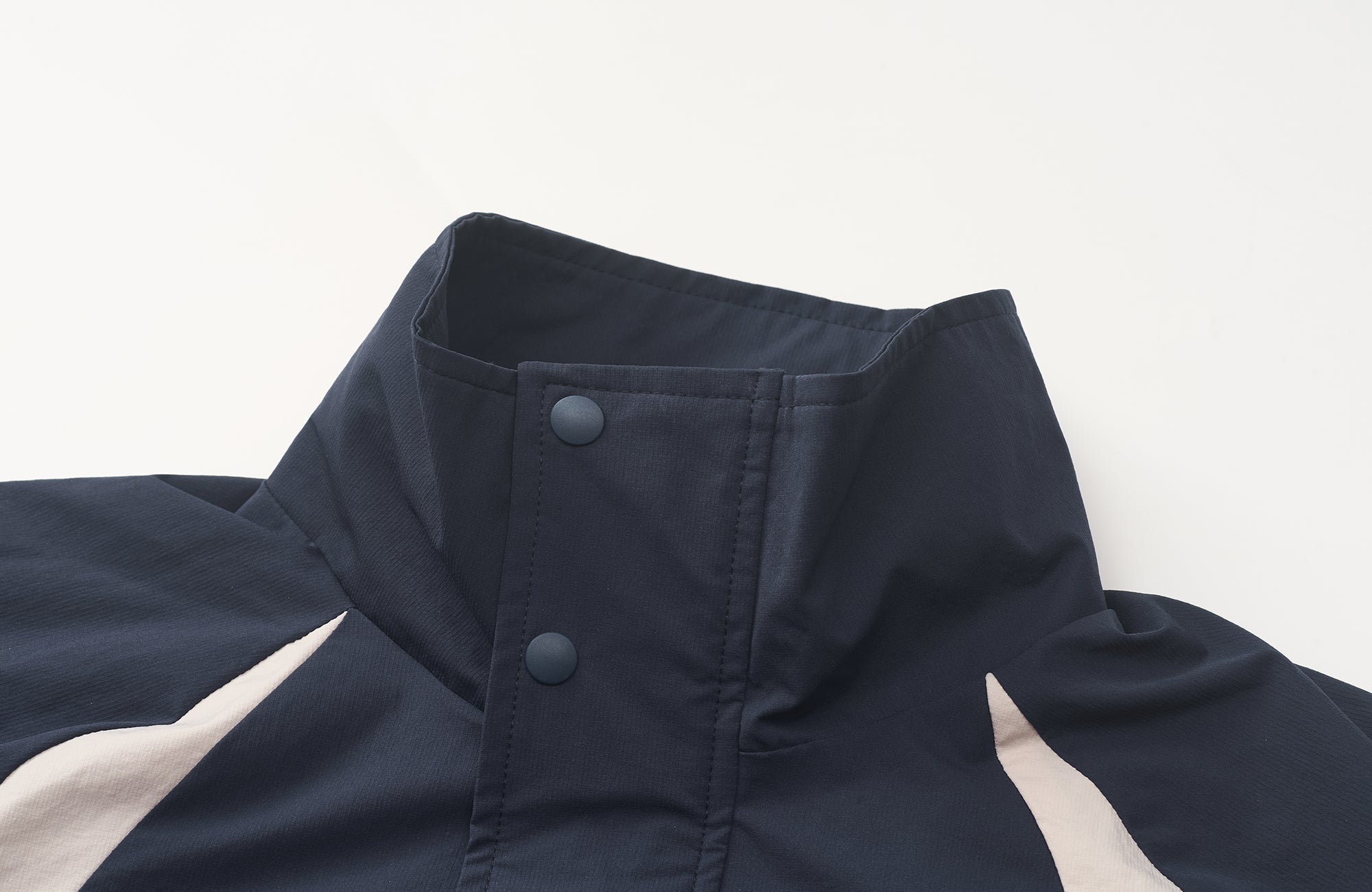 ROARINGWILD A ARCH Embroidered Graphic Raglan Jacket