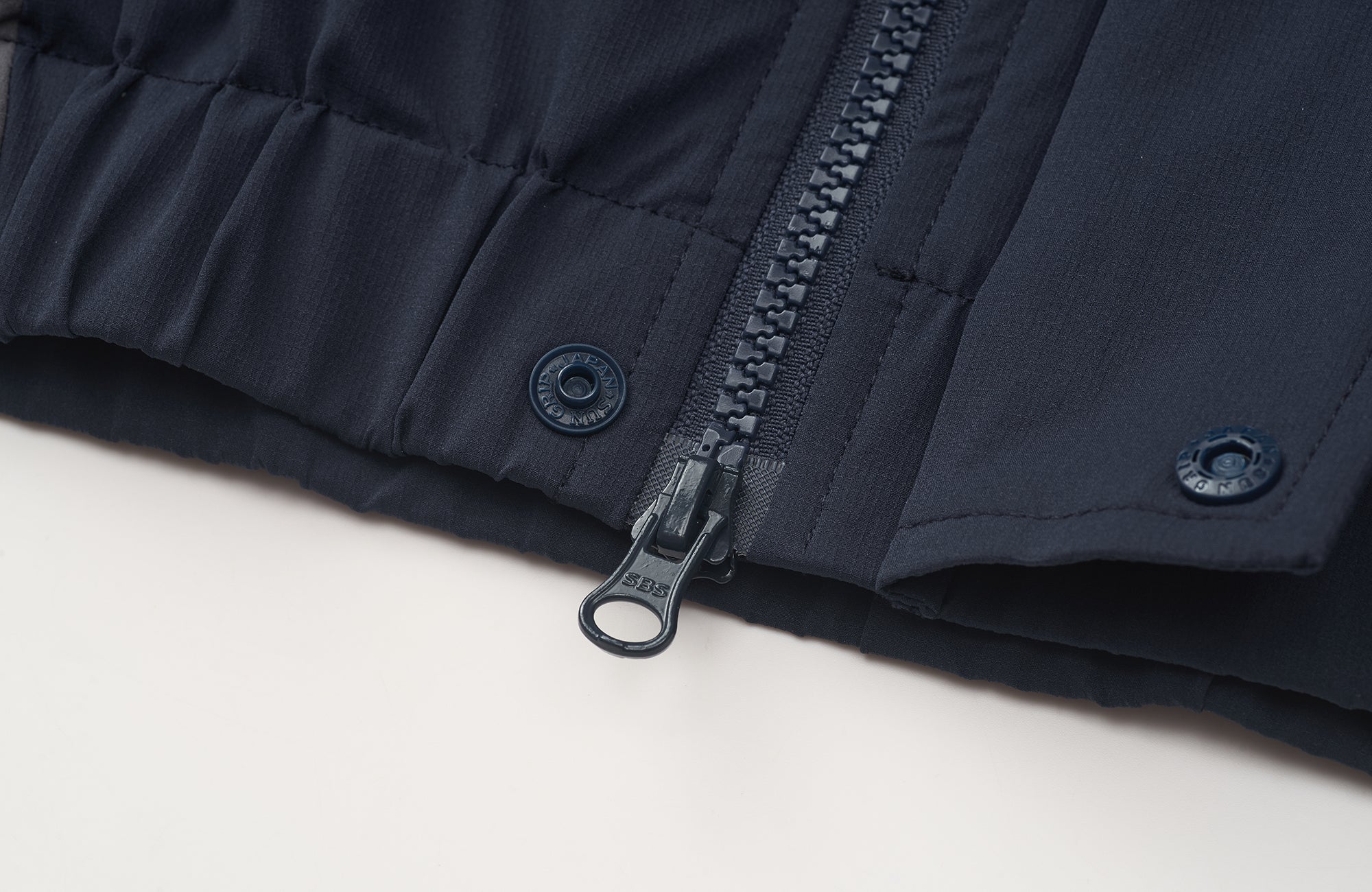 ROARINGWILD A ARCH Embroidered Graphic Raglan Jacket