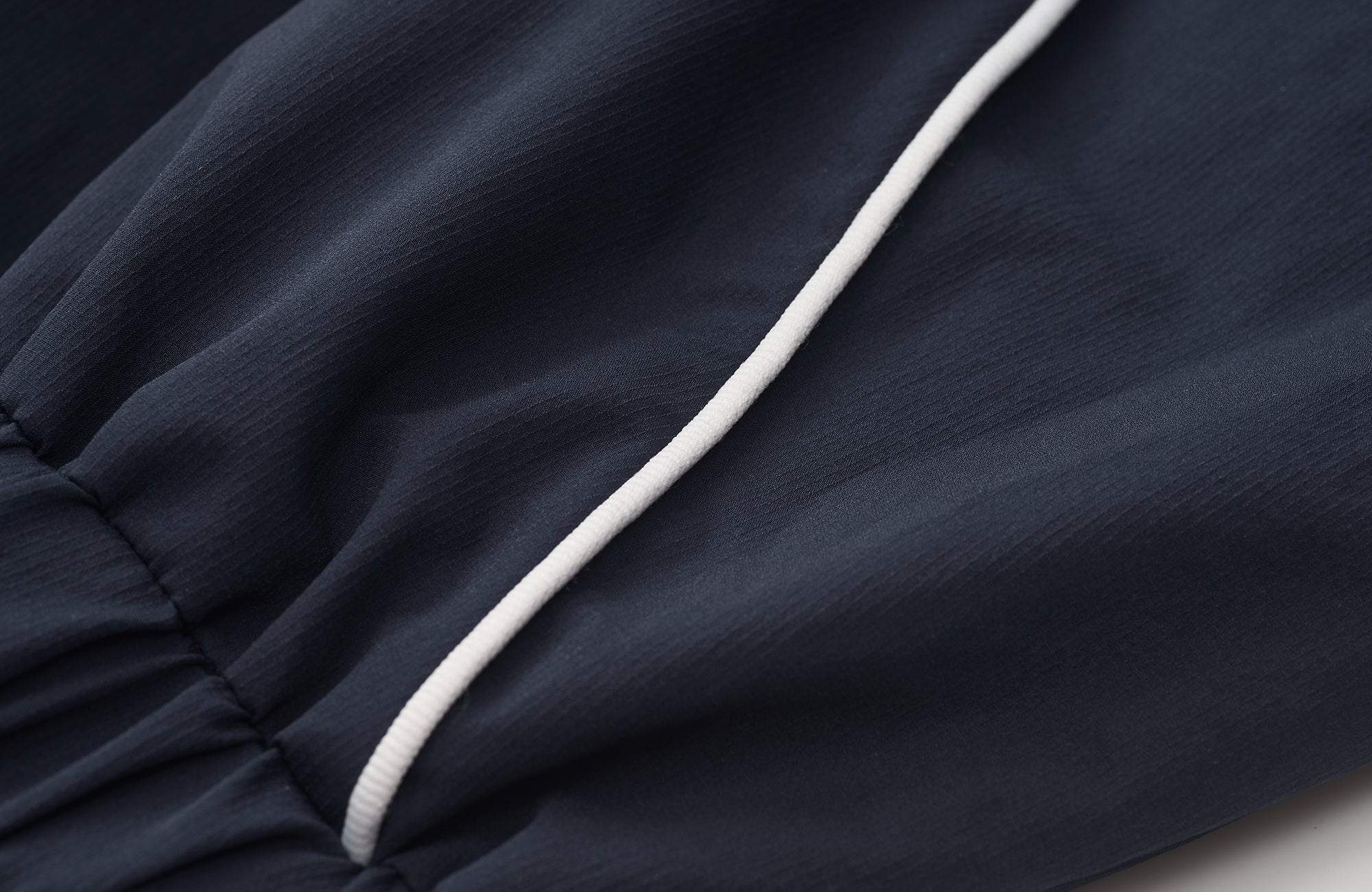 ROARINGWILD A ARCH Embroidered Graphic Raglan Jacket