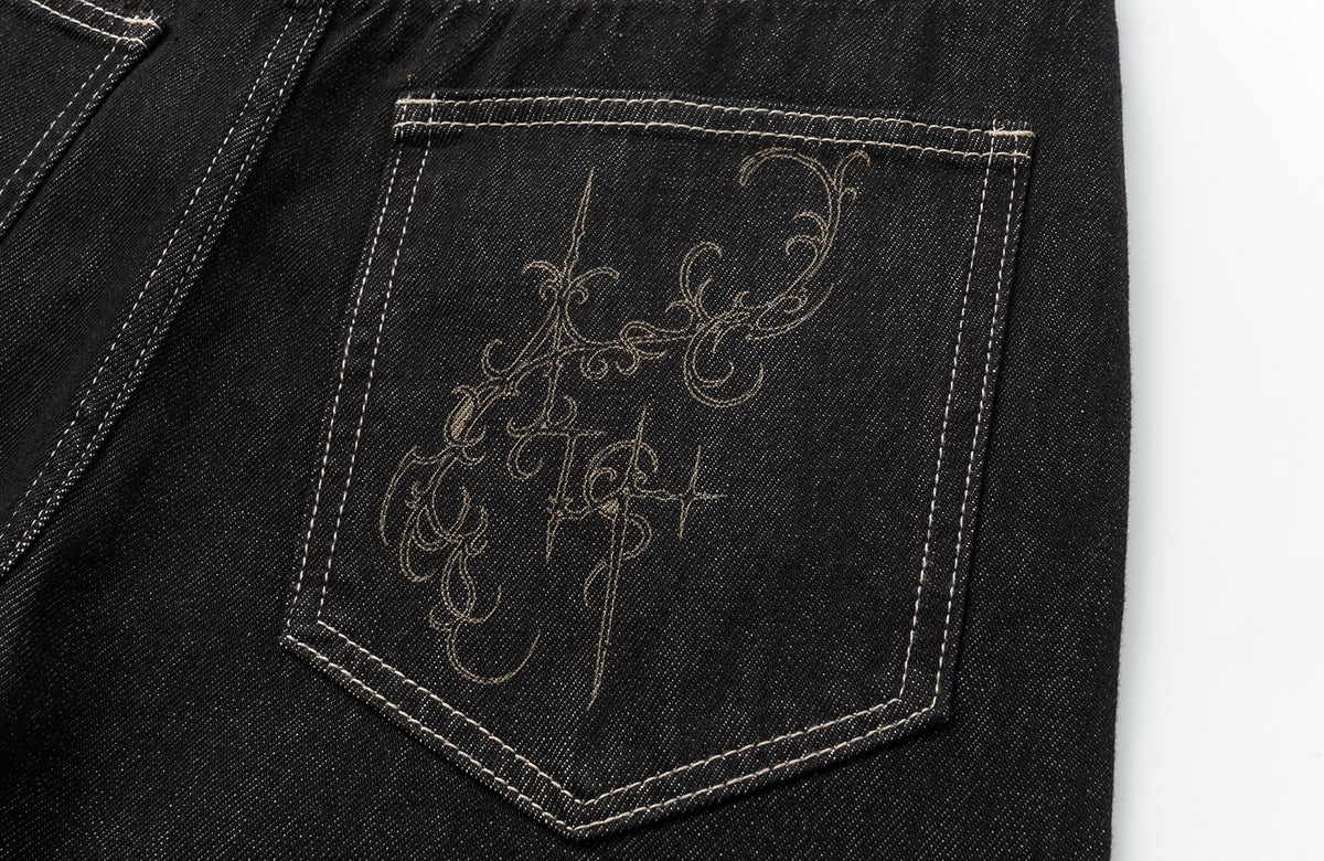 ELETEIZE Laser-Burned Curved Jeans