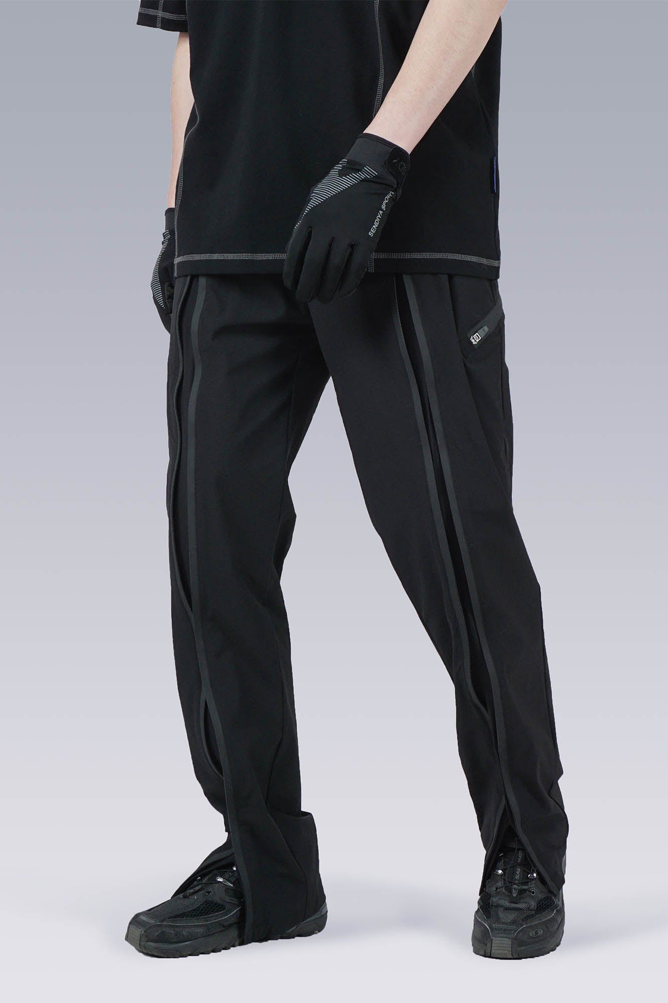 SILENSTORM Center-Zip Split Quick-Dry Pants, premium urban and streetwear designers apparel on PROJECTISR.com, SILENSTORM