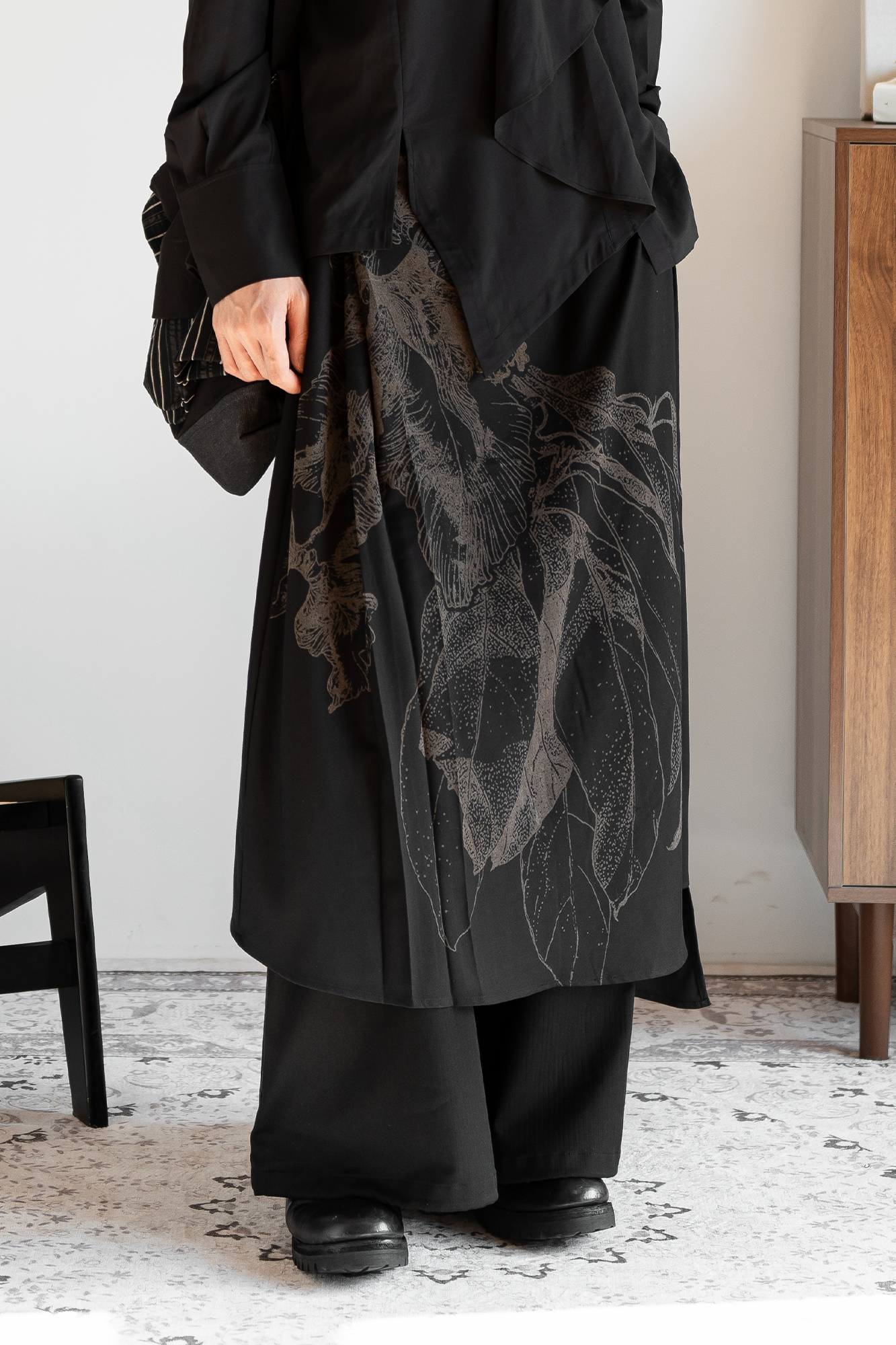 MOITIEDEPETALE Botanical Graphic Asymmetrical Layered Skirt-Pants