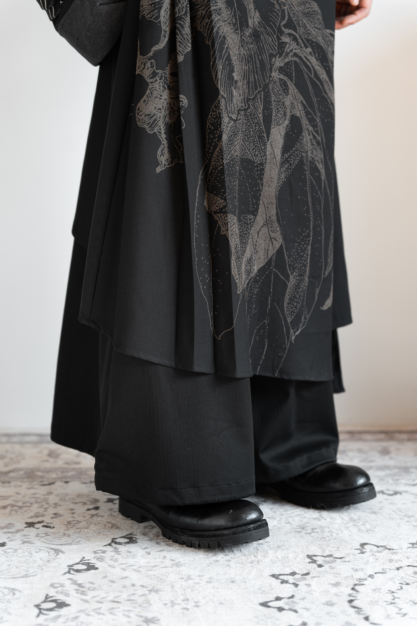 MOITIEDEPETALE Botanical Graphic Asymmetrical Layered Skirt-Pants