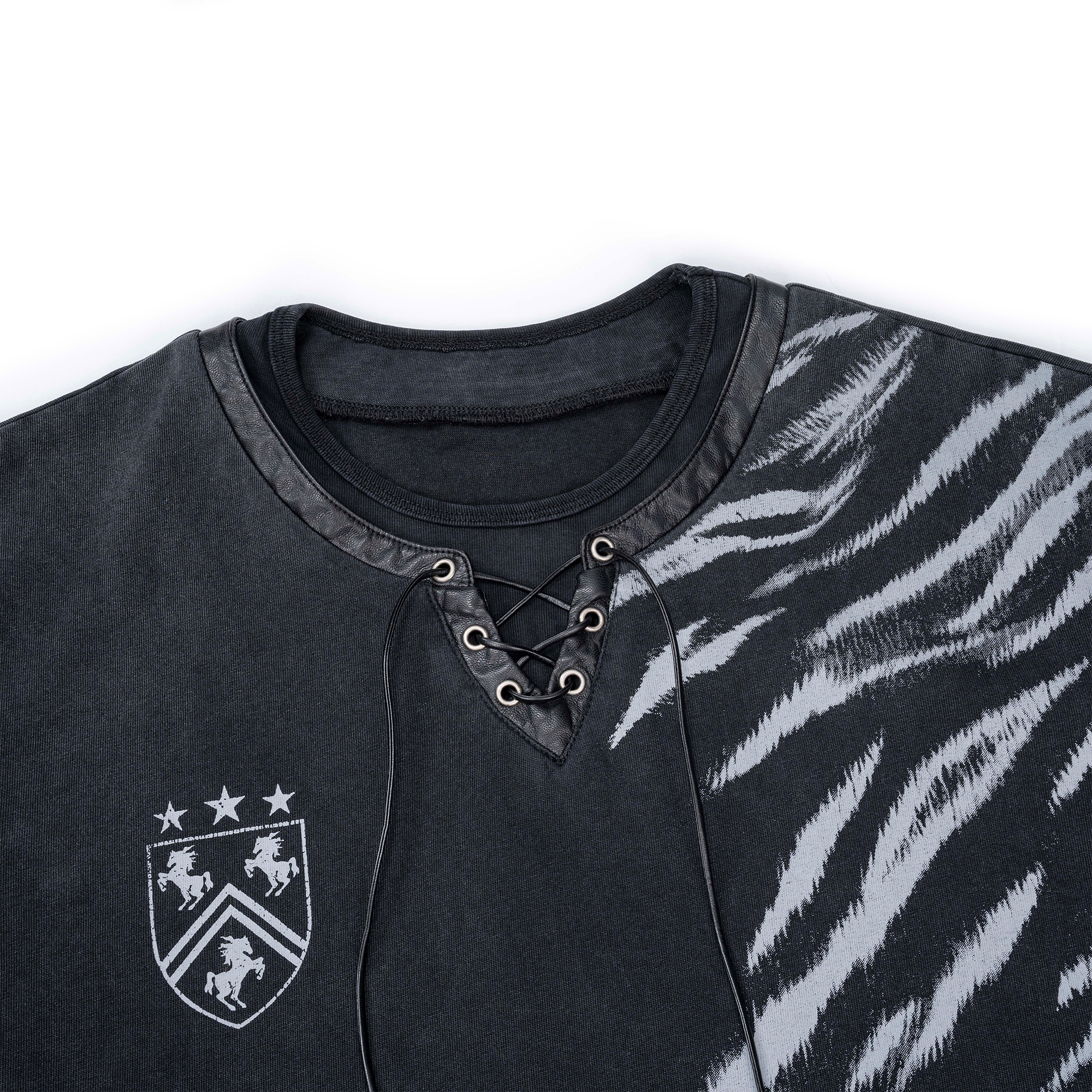 ESAIAS Washed Zebra Lace-Up Tee
