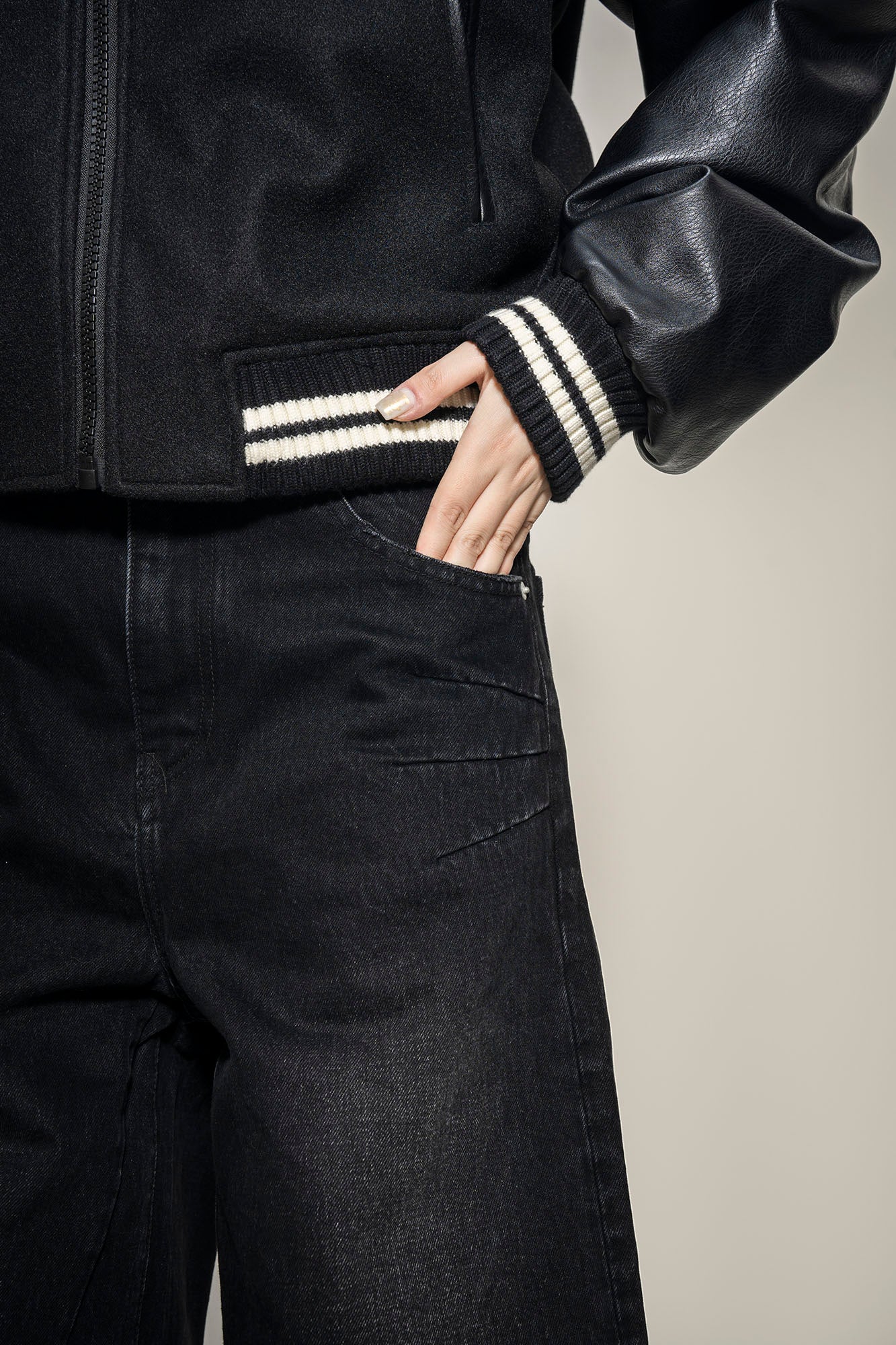 MAKEMORE Washed Pintuck Wide-Leg Jeans
